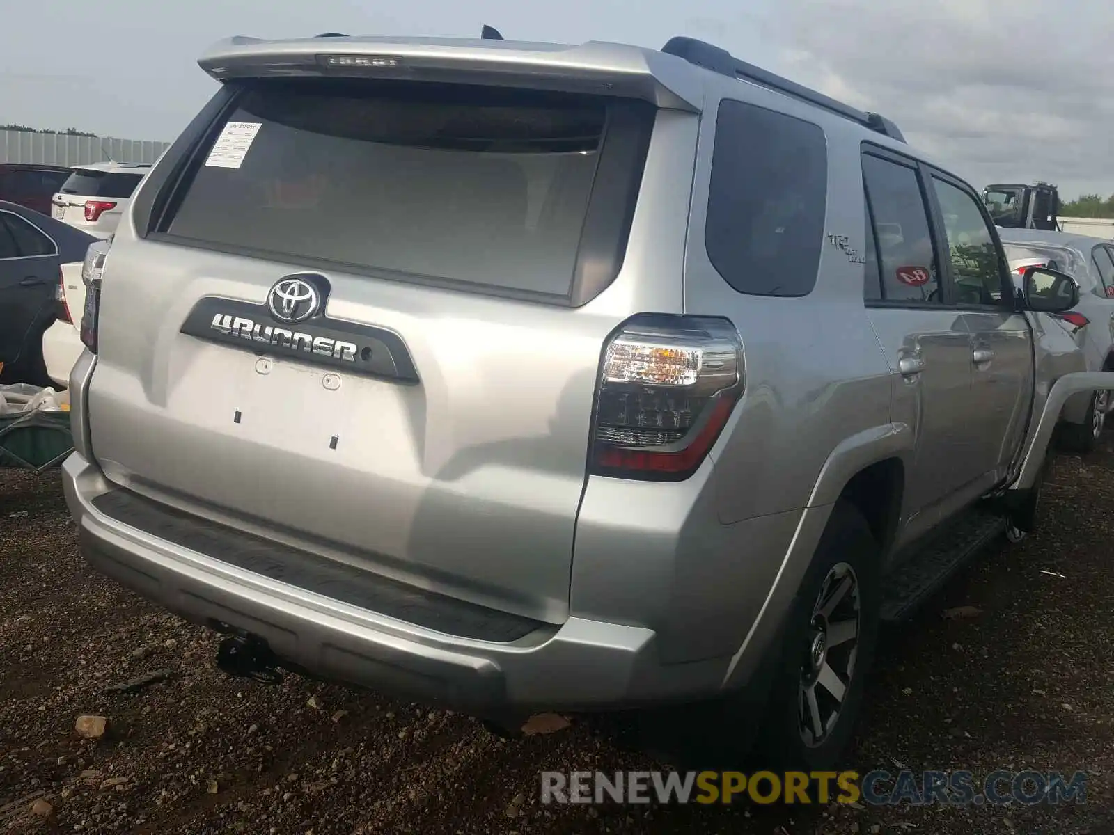 4 Photograph of a damaged car JTEBU5JRXL5800279 TOYOTA 4RUNNER 2020