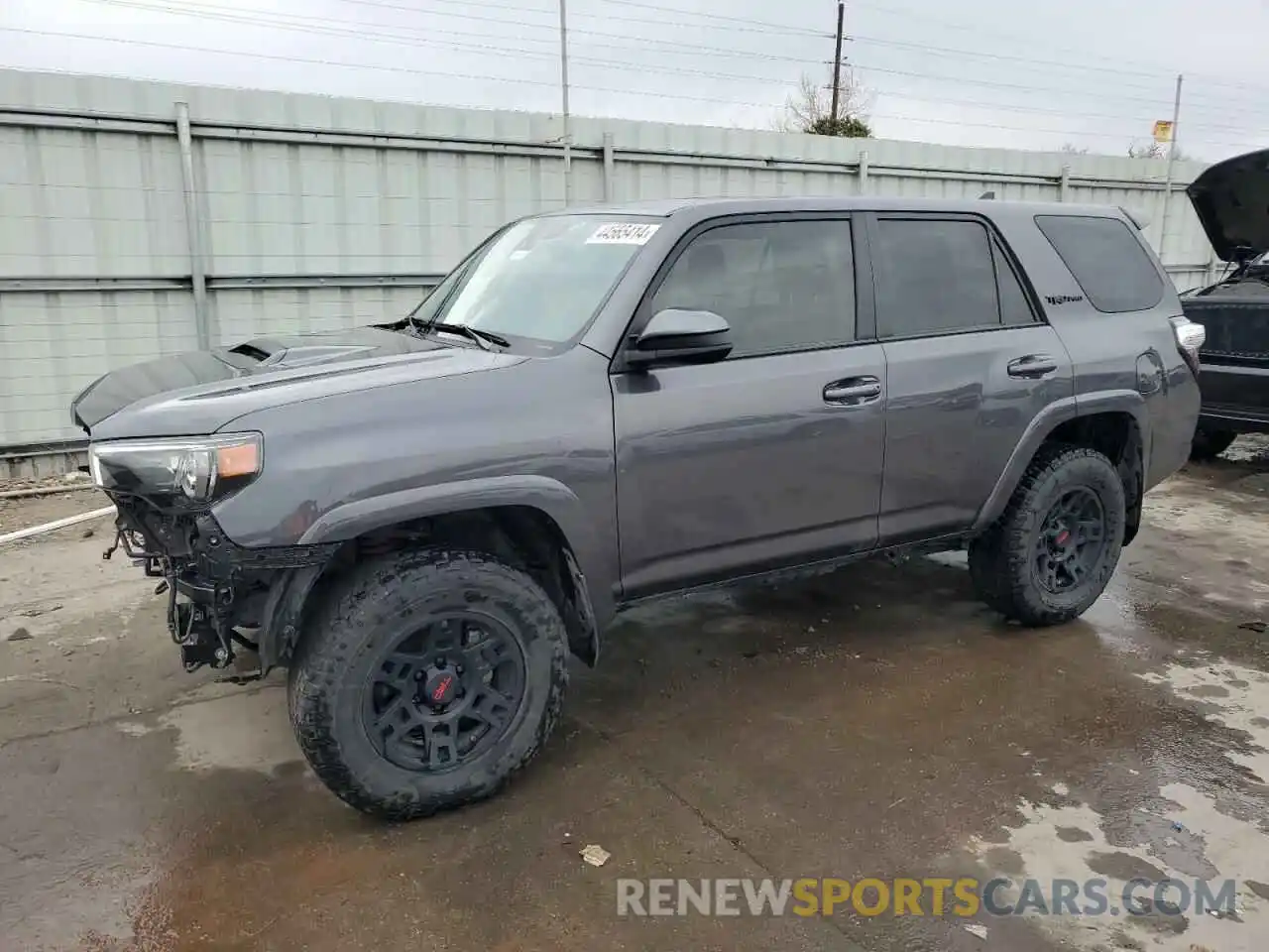 1 Photograph of a damaged car JTEBU5JRXL5803991 TOYOTA 4RUNNER 2020