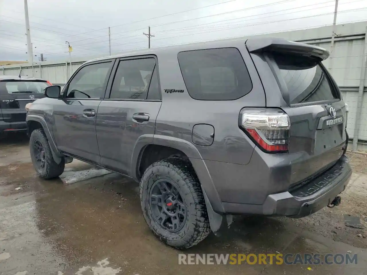 2 Photograph of a damaged car JTEBU5JRXL5803991 TOYOTA 4RUNNER 2020