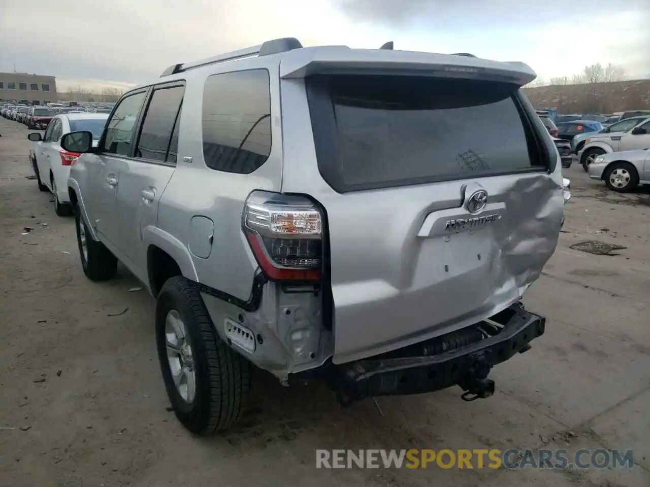 3 Photograph of a damaged car JTEBU5JRXL5805594 TOYOTA 4RUNNER 2020