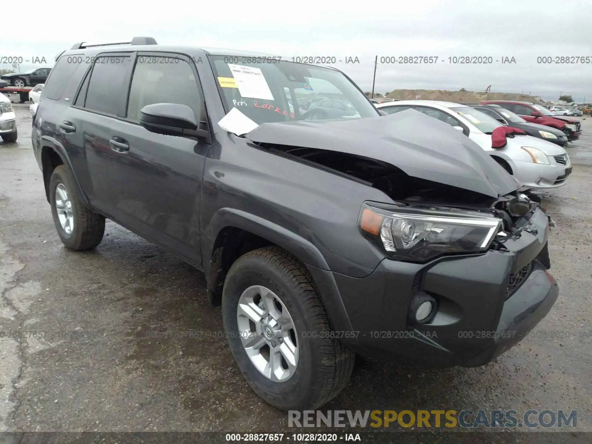 1 Photograph of a damaged car JTEBU5JRXL5805918 TOYOTA 4RUNNER 2020