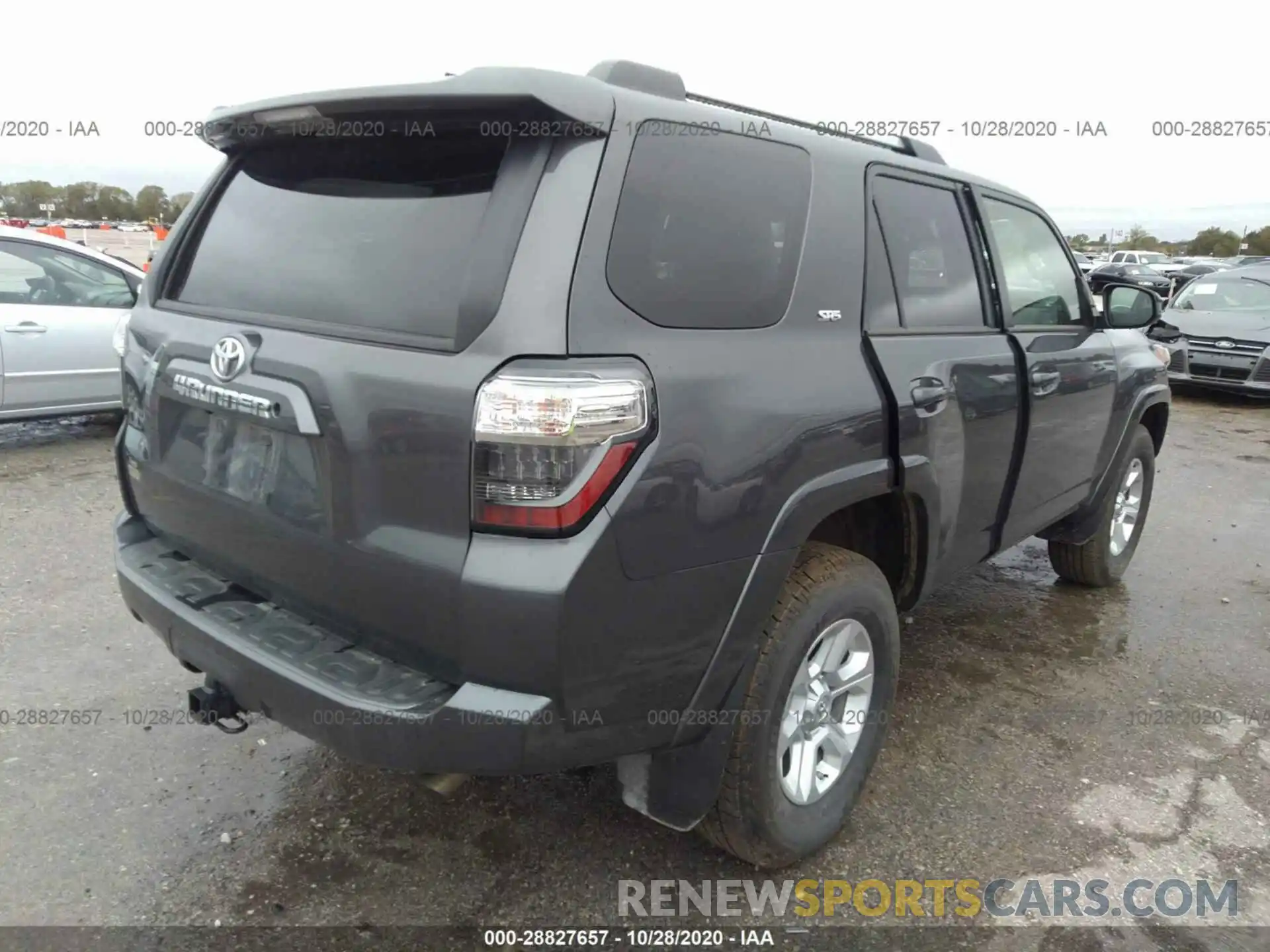 4 Фотография поврежденного автомобиля JTEBU5JRXL5805918 TOYOTA 4RUNNER 2020