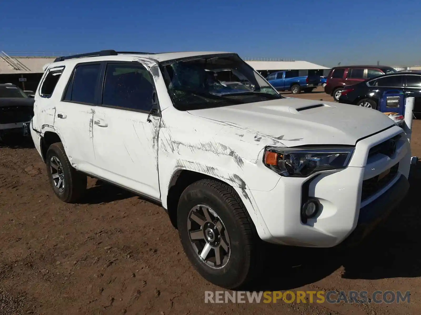 1 Photograph of a damaged car JTEBU5JRXL5807457 TOYOTA 4RUNNER 2020