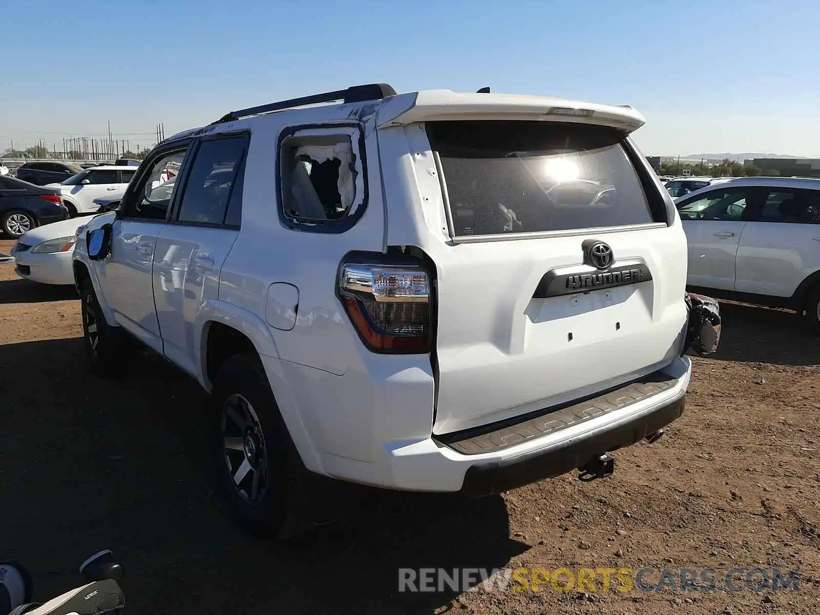 3 Photograph of a damaged car JTEBU5JRXL5807457 TOYOTA 4RUNNER 2020