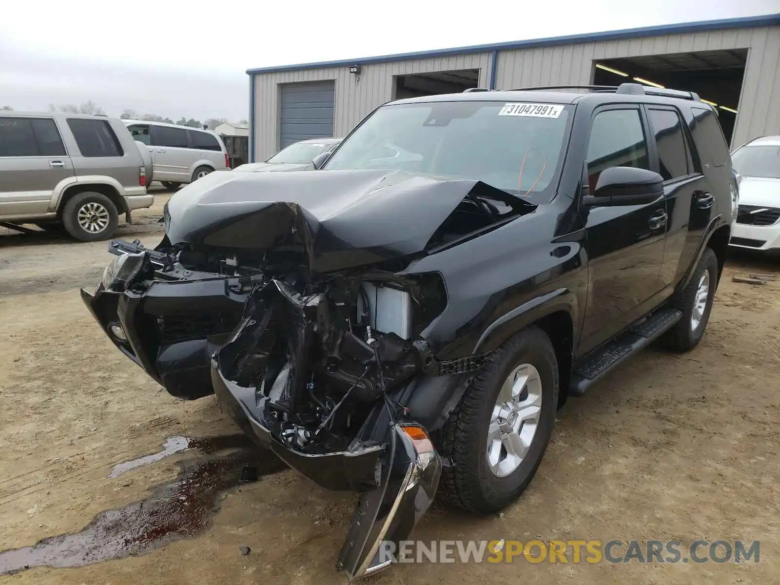 2 Photograph of a damaged car JTEBU5JRXL5819432 TOYOTA 4RUNNER 2020