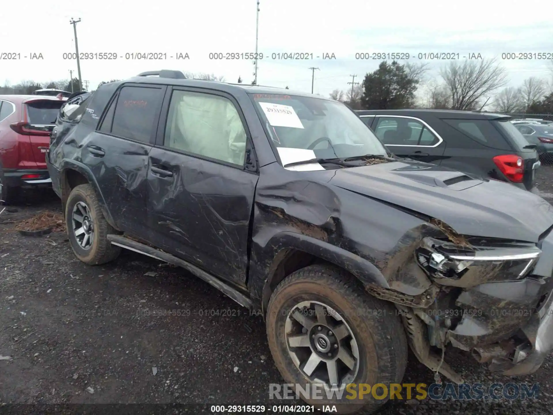 6 Photograph of a damaged car JTEBU5JRXL5824680 TOYOTA 4RUNNER 2020