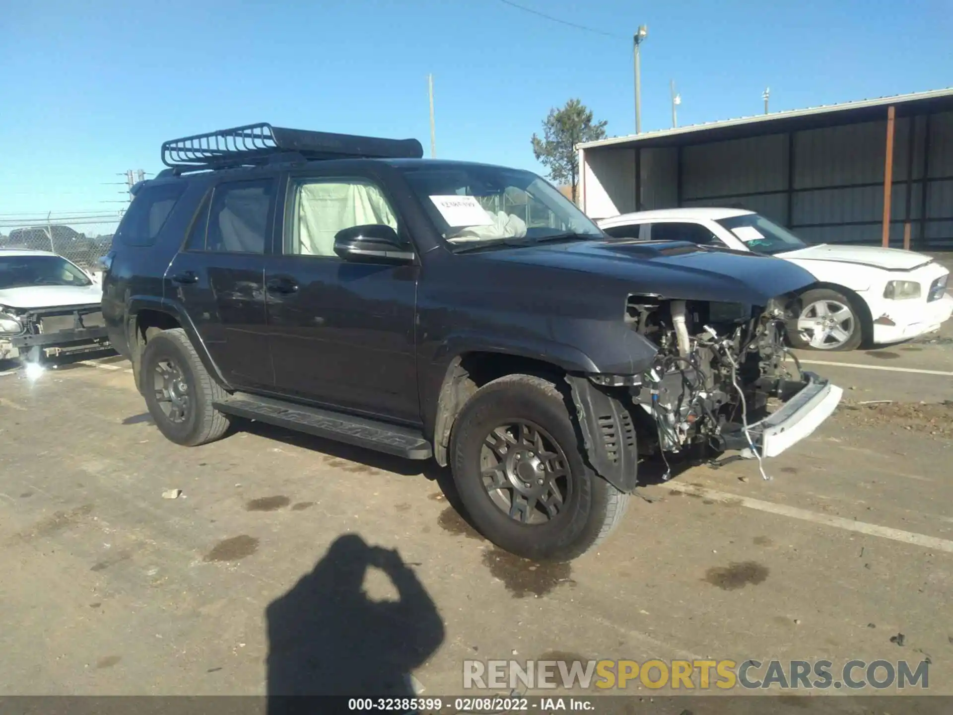 1 Photograph of a damaged car JTEBU5JRXL5830933 TOYOTA 4RUNNER 2020