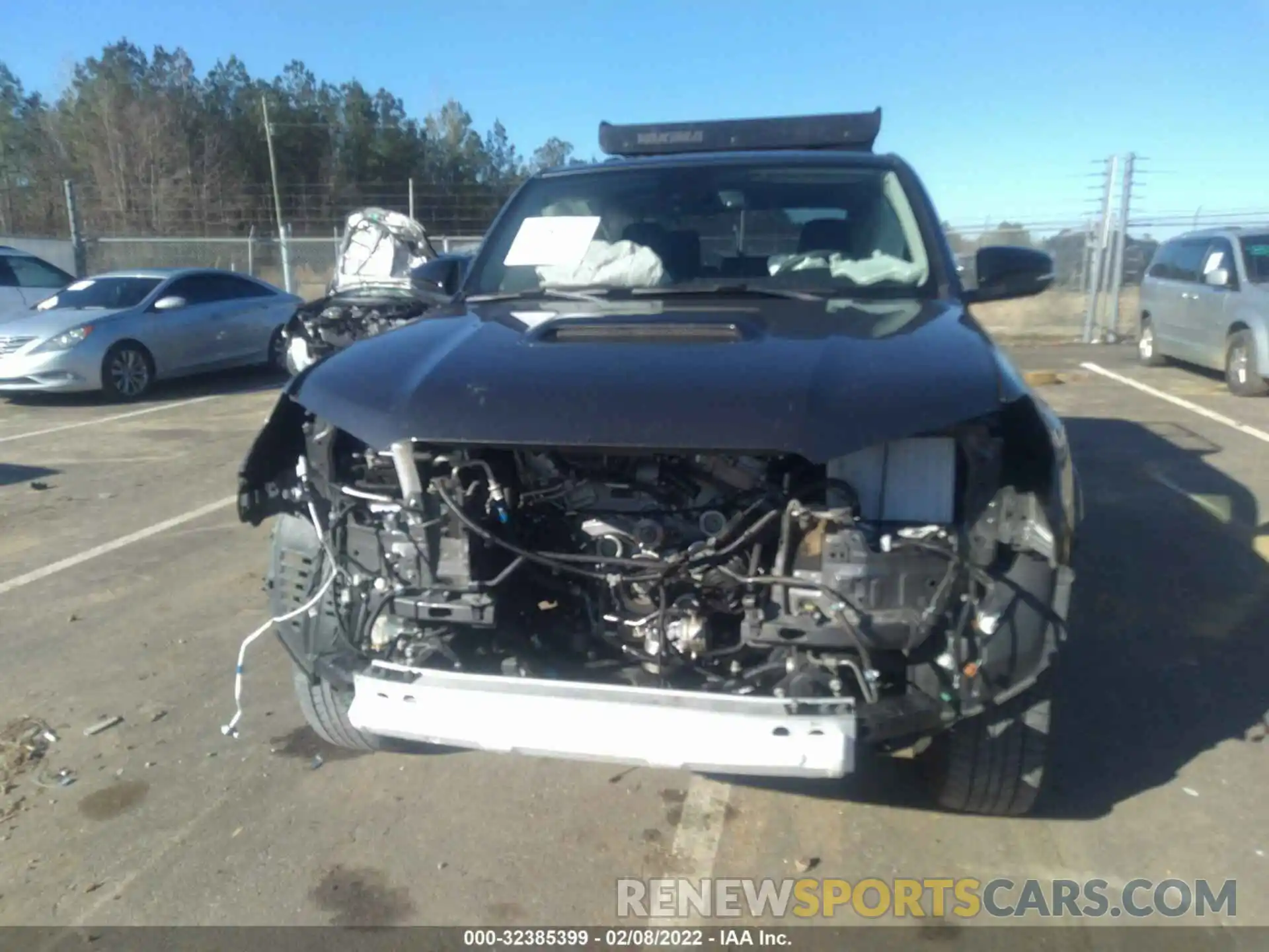 6 Photograph of a damaged car JTEBU5JRXL5830933 TOYOTA 4RUNNER 2020