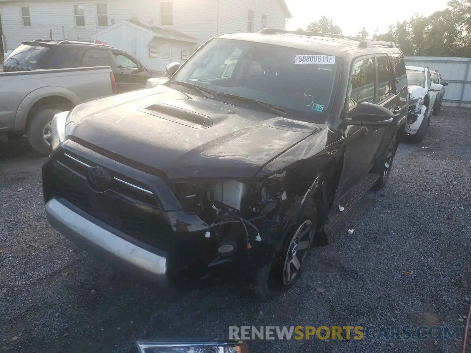 2 Photograph of a damaged car JTEBU5JRXL5834285 TOYOTA 4RUNNER 2020