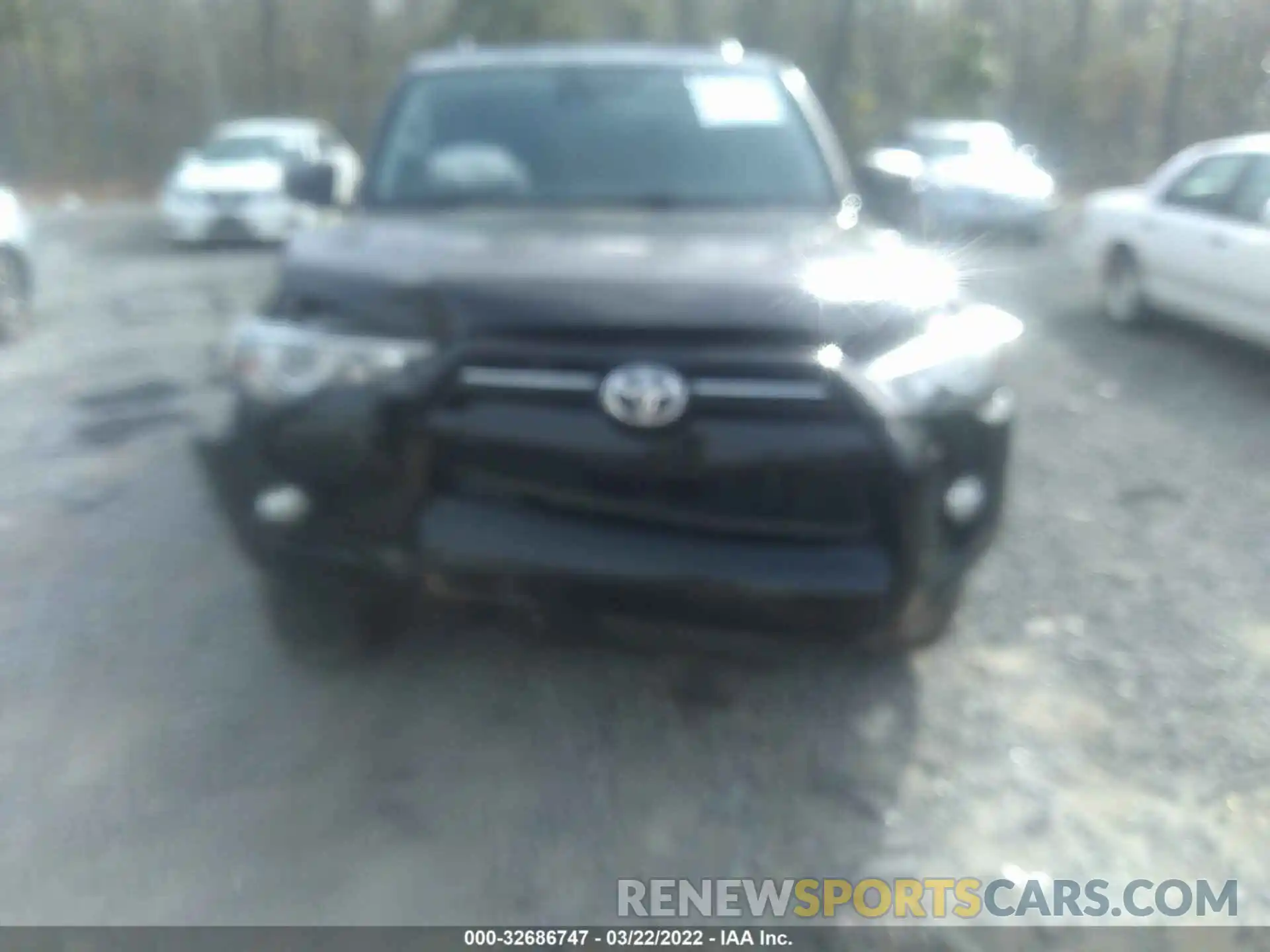 6 Photograph of a damaged car JTEZU5JR0L5217377 TOYOTA 4RUNNER 2020