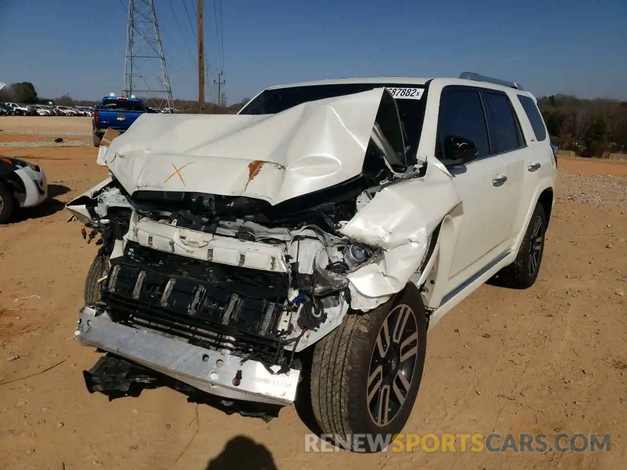 2 Photograph of a damaged car JTEZU5JR0L5217864 TOYOTA 4RUNNER 2020