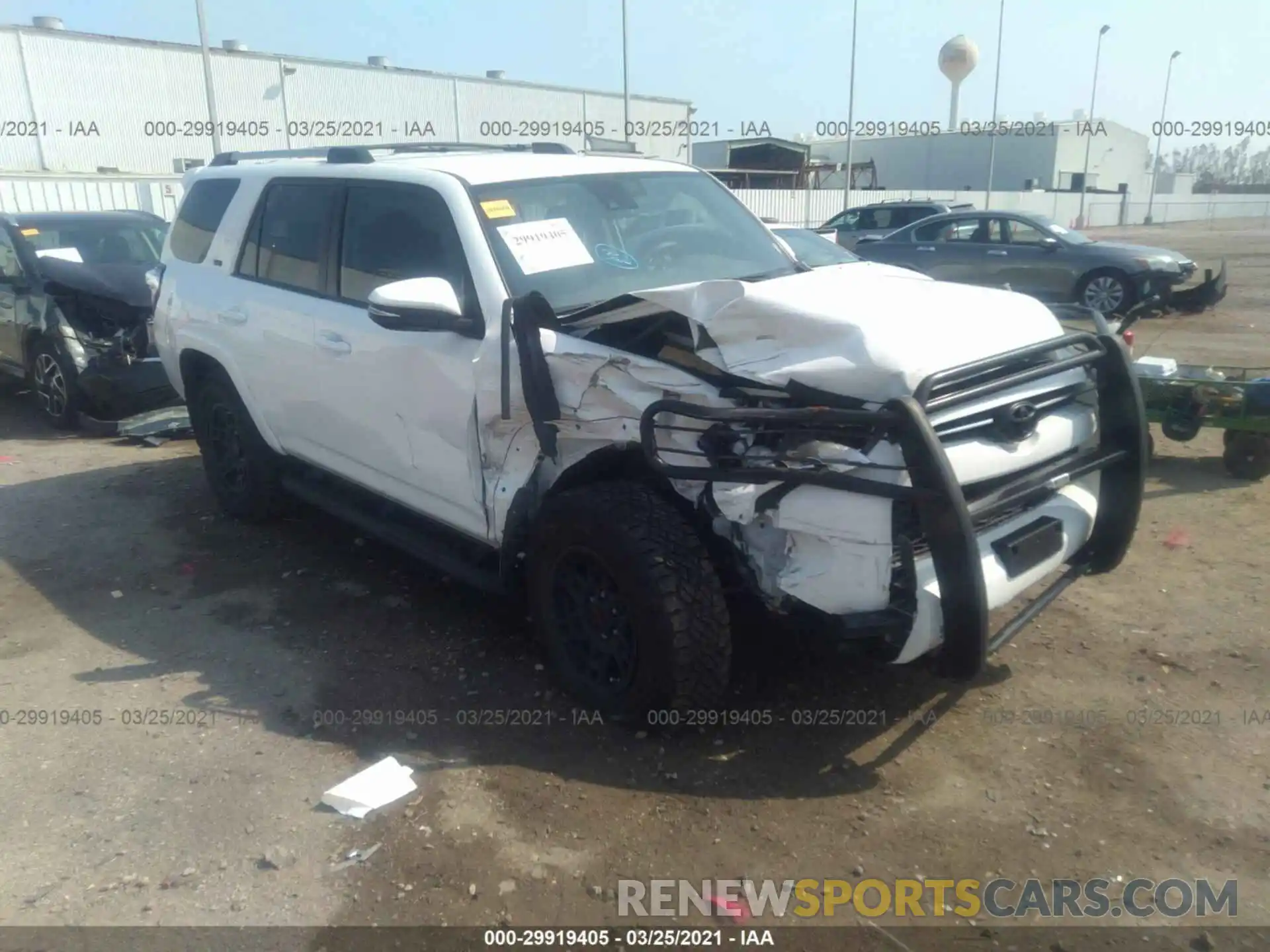 1 Photograph of a damaged car JTEZU5JR0L5218285 TOYOTA 4RUNNER 2020