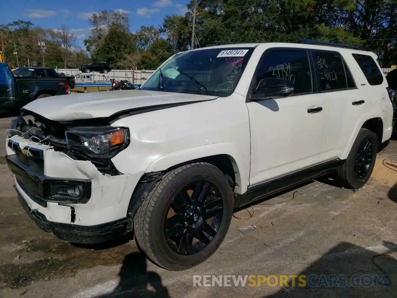 2 Photograph of a damaged car JTEZU5JR0L5221073 TOYOTA 4RUNNER 2020