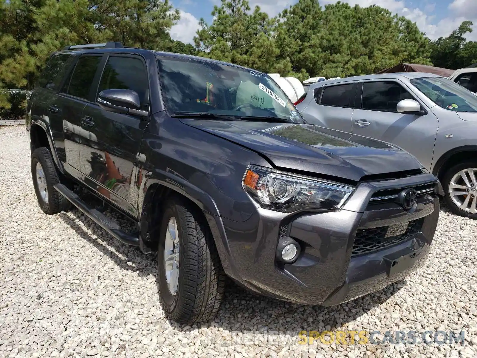 1 Photograph of a damaged car JTEZU5JR0L5221140 TOYOTA 4RUNNER 2020