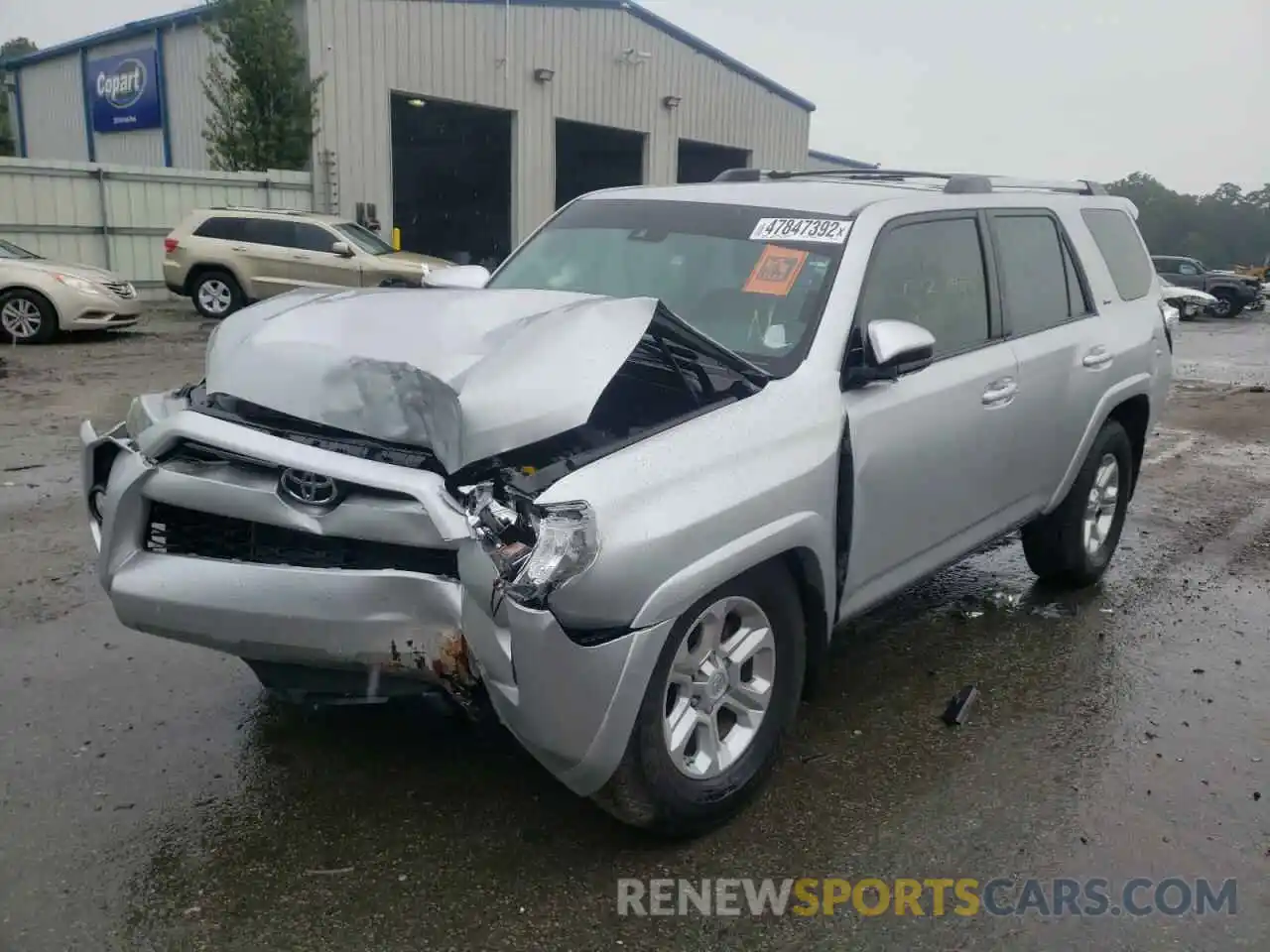 2 Photograph of a damaged car JTEZU5JR0L5223809 TOYOTA 4RUNNER 2020