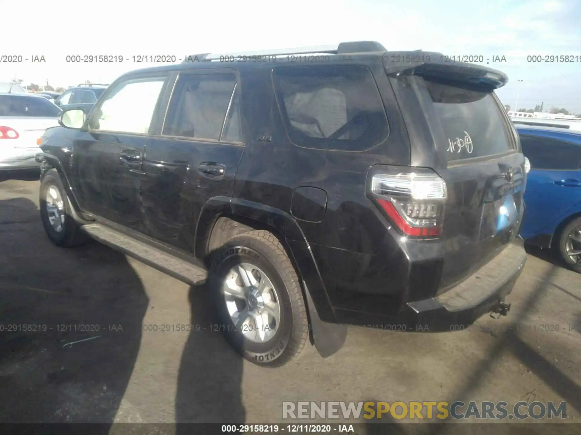 3 Photograph of a damaged car JTEZU5JR0L5227150 TOYOTA 4RUNNER 2020