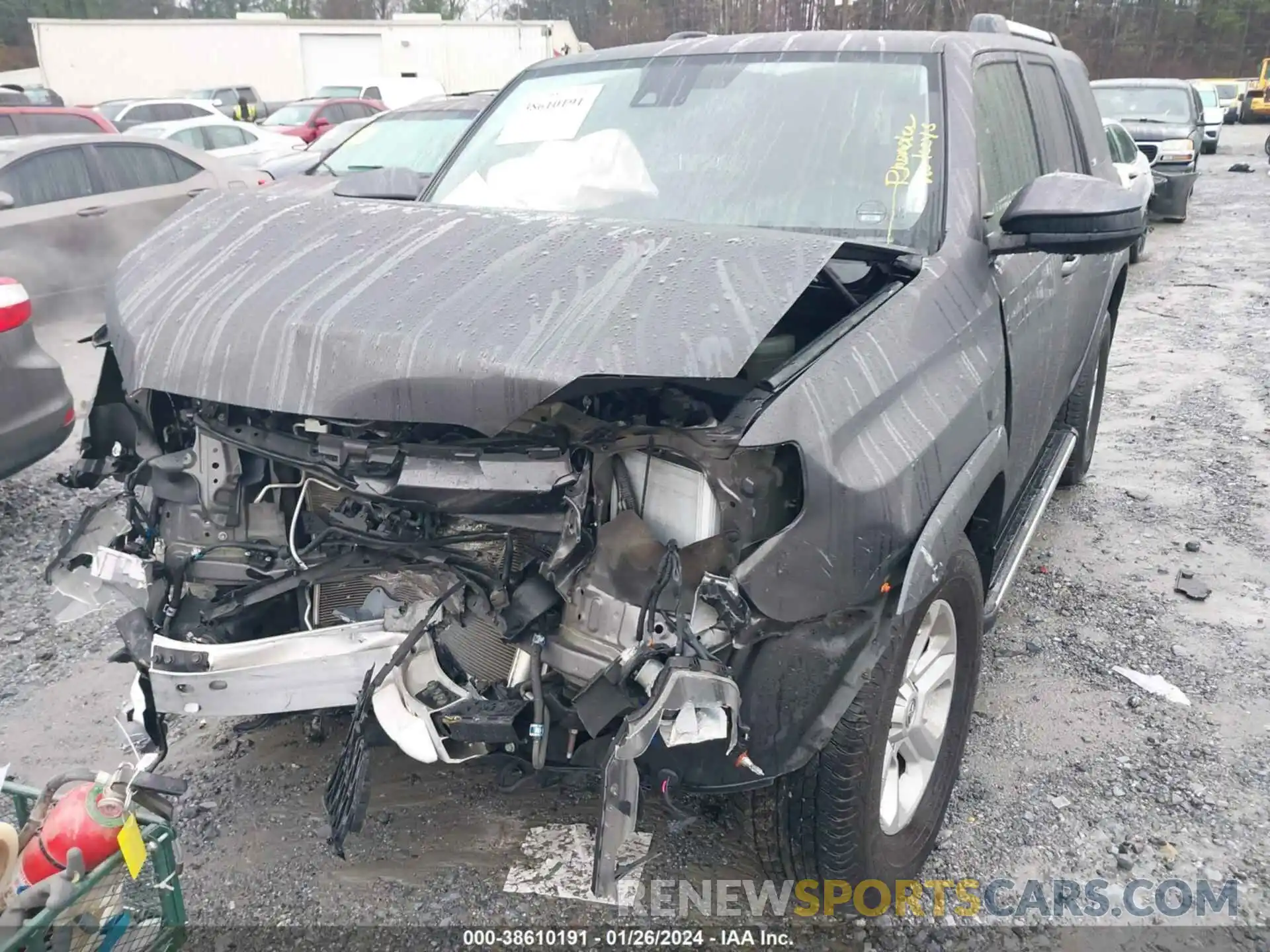 6 Photograph of a damaged car JTEZU5JR1L5215881 TOYOTA 4RUNNER 2020