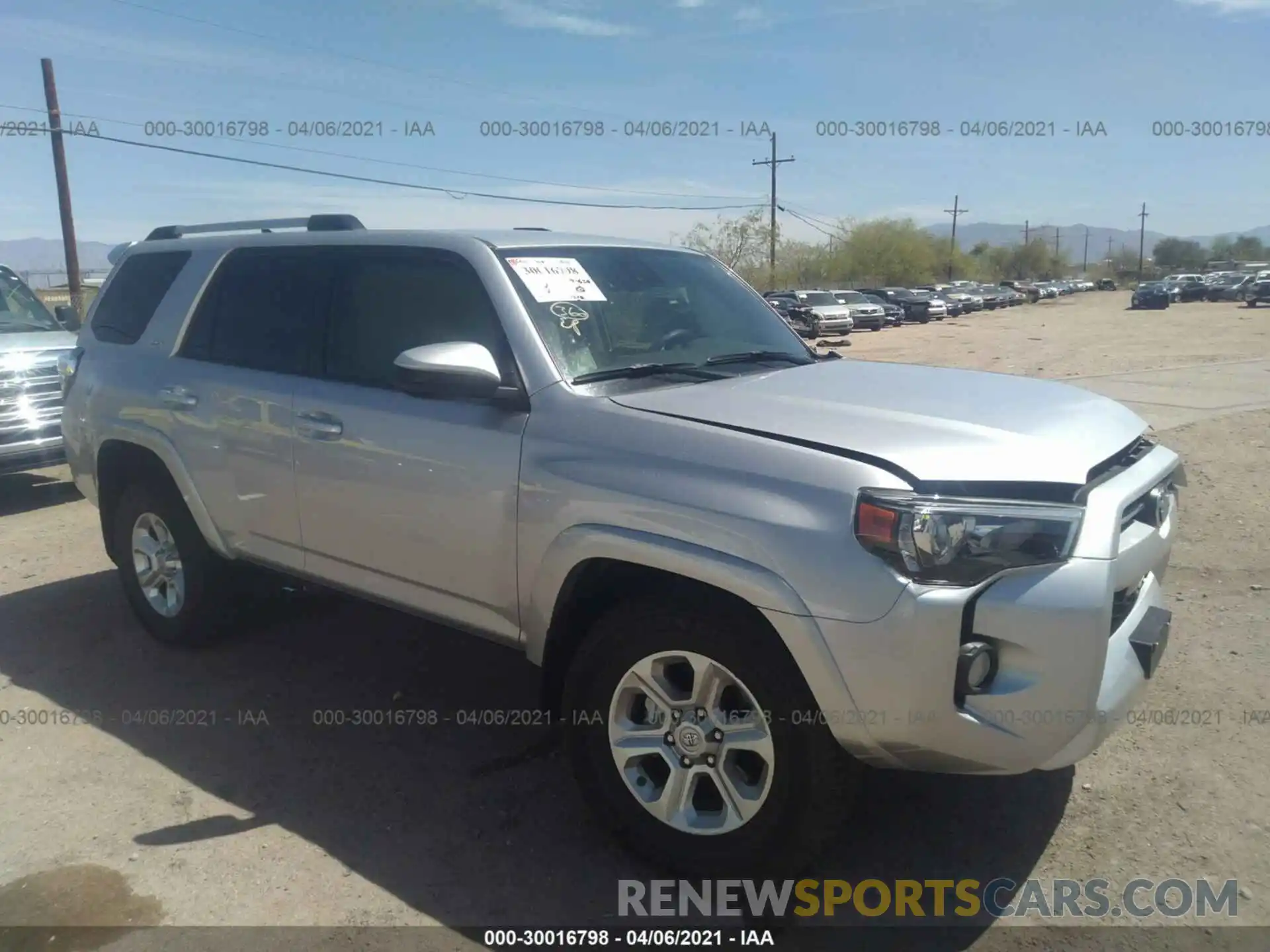 1 Photograph of a damaged car JTEZU5JR1L5220515 TOYOTA 4RUNNER 2020