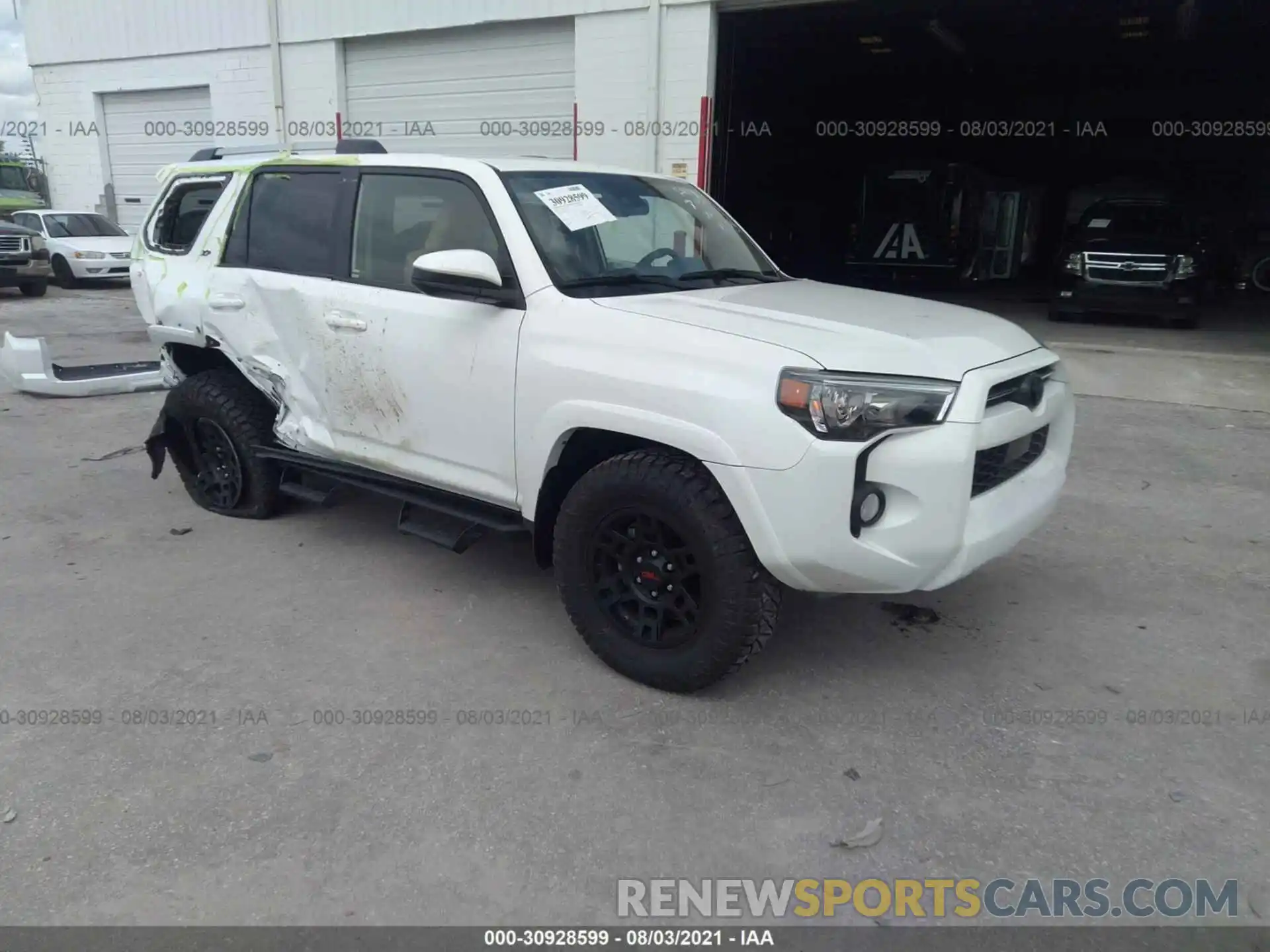 1 Фотография поврежденного автомобиля JTEZU5JR2L5219387 TOYOTA 4RUNNER 2020