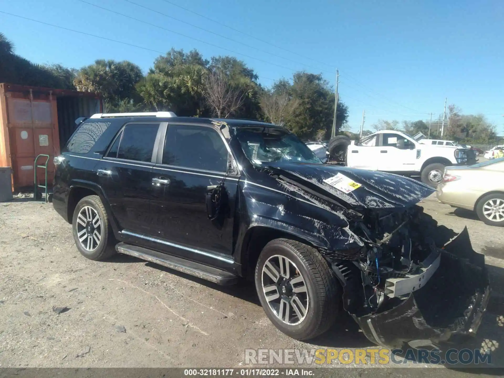 1 Photograph of a damaged car JTEZU5JR2L5227621 TOYOTA 4RUNNER 2020