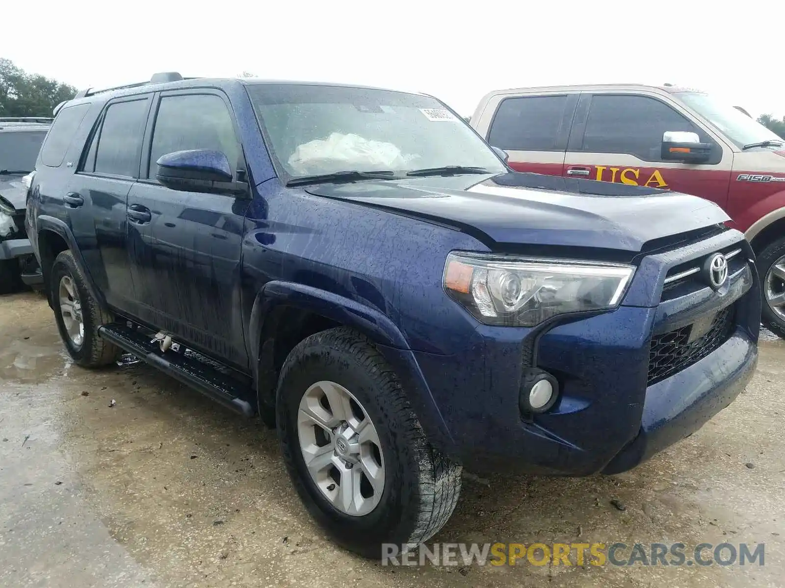 1 Photograph of a damaged car JTEZU5JR3L5214313 TOYOTA 4RUNNER 2020