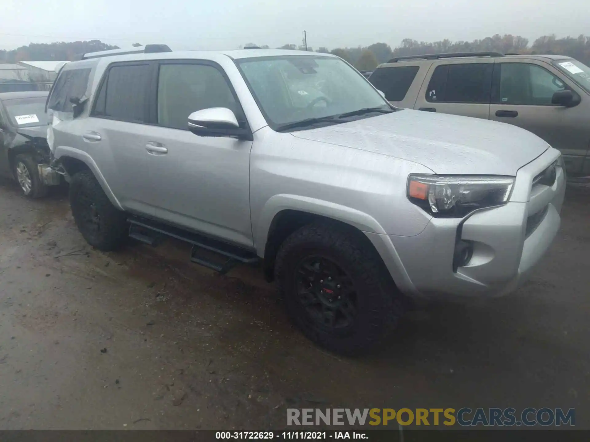 1 Photograph of a damaged car JTEZU5JR3L5220872 TOYOTA 4RUNNER 2020