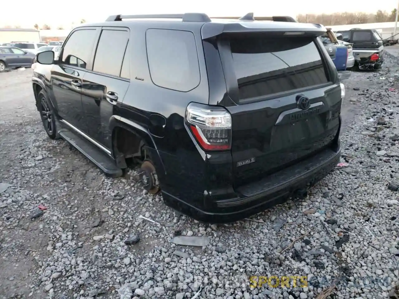 3 Photograph of a damaged car JTEZU5JR3L5221553 TOYOTA 4RUNNER 2020