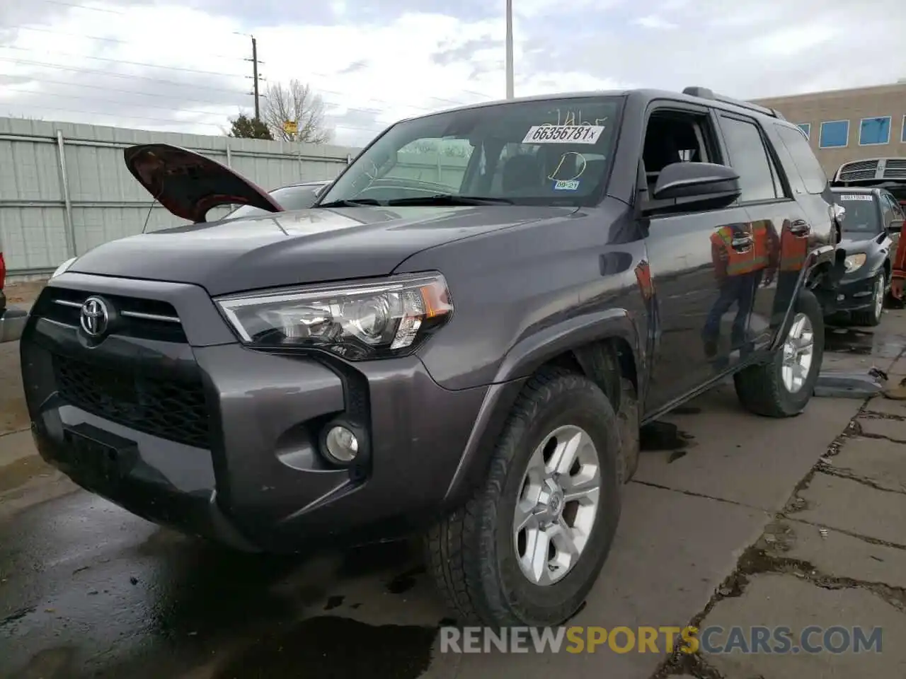 2 Photograph of a damaged car JTEZU5JR4L5214885 TOYOTA 4RUNNER 2020