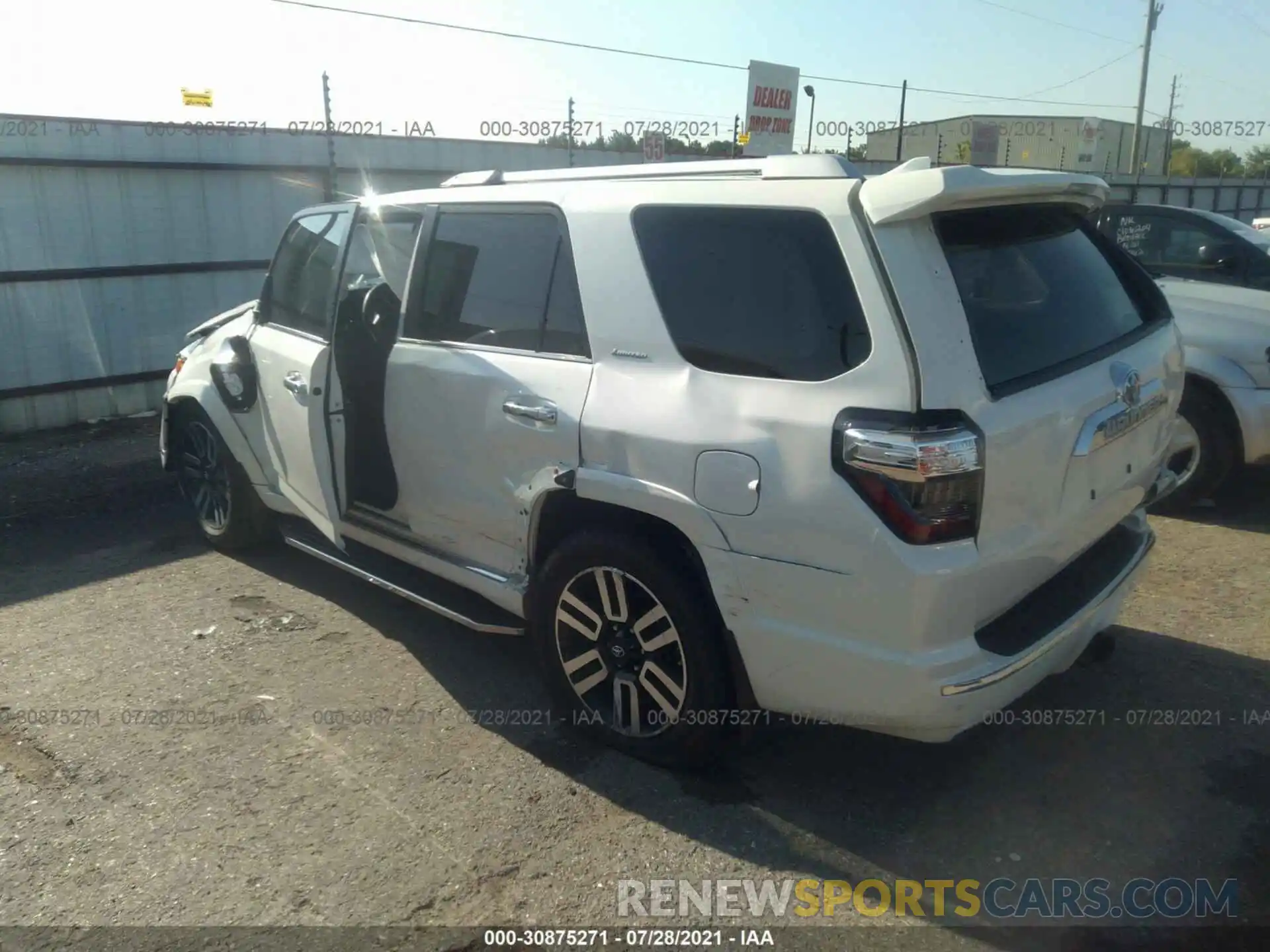 3 Photograph of a damaged car JTEZU5JR4L5215776 TOYOTA 4RUNNER 2020