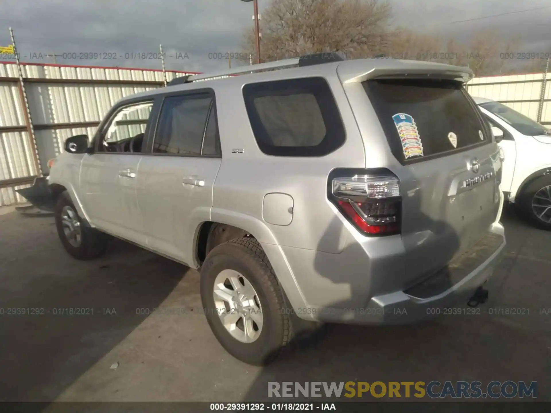 3 Photograph of a damaged car JTEZU5JR4L5217205 TOYOTA 4RUNNER 2020