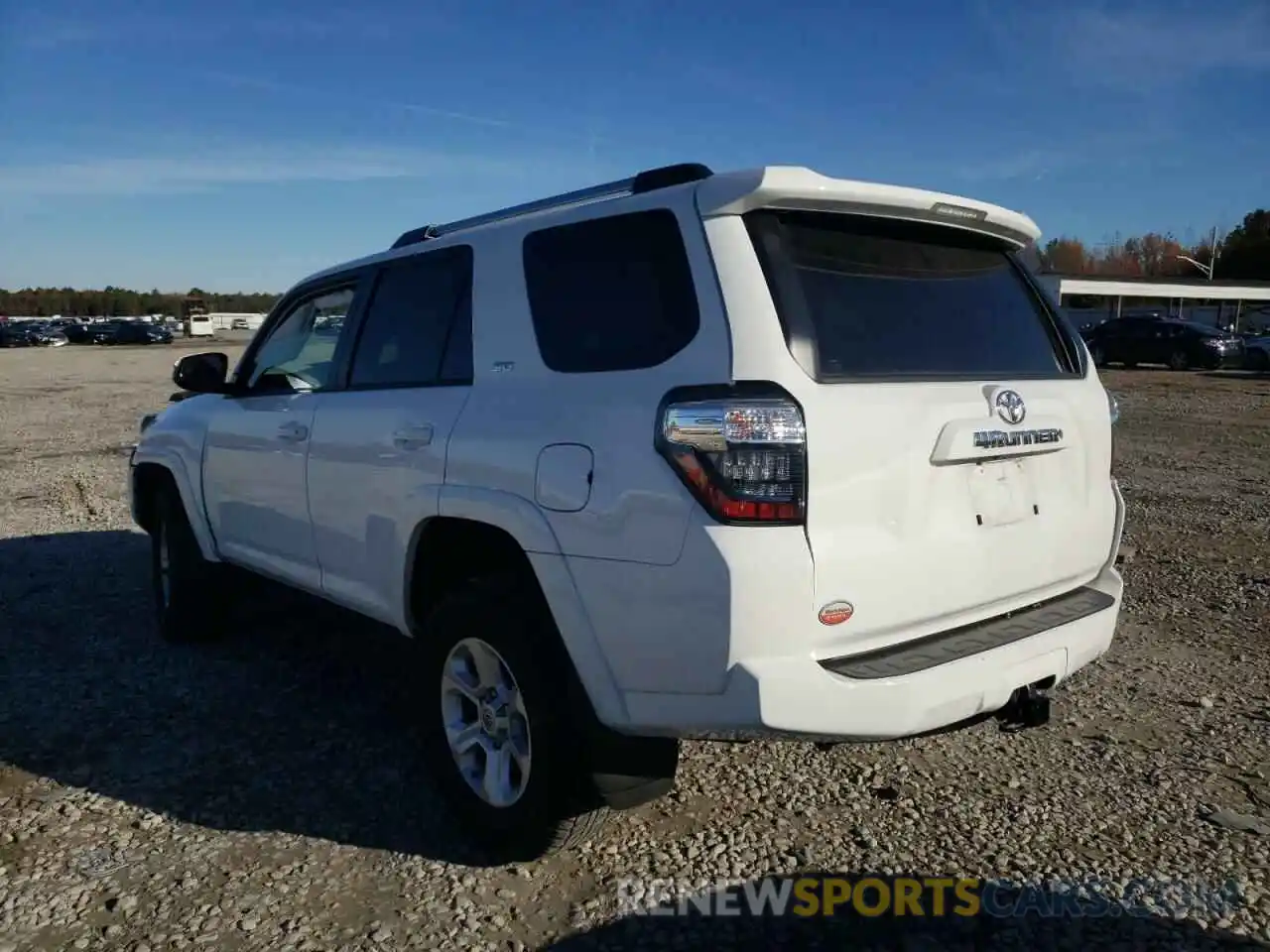 3 Photograph of a damaged car JTEZU5JR4L5224431 TOYOTA 4RUNNER 2020