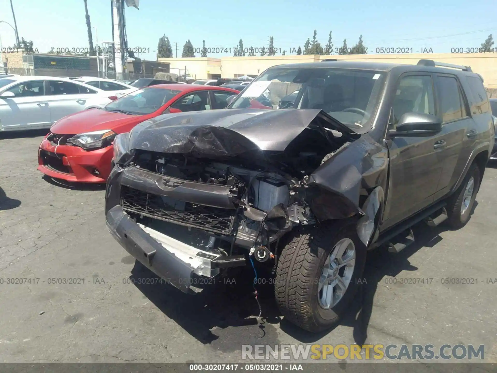 6 Photograph of a damaged car JTEZU5JR4L5225434 TOYOTA 4RUNNER 2020