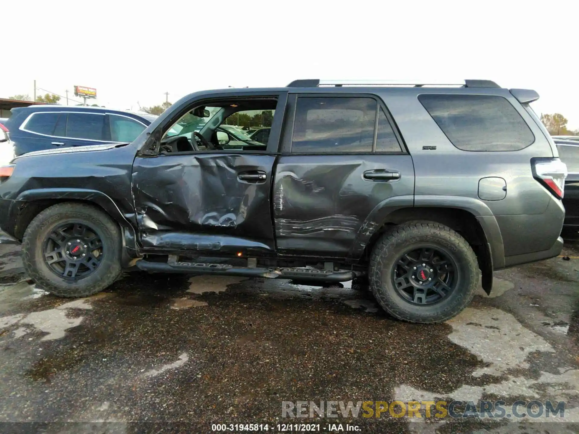 6 Фотография поврежденного автомобиля JTEZU5JR4L5226051 TOYOTA 4RUNNER 2020