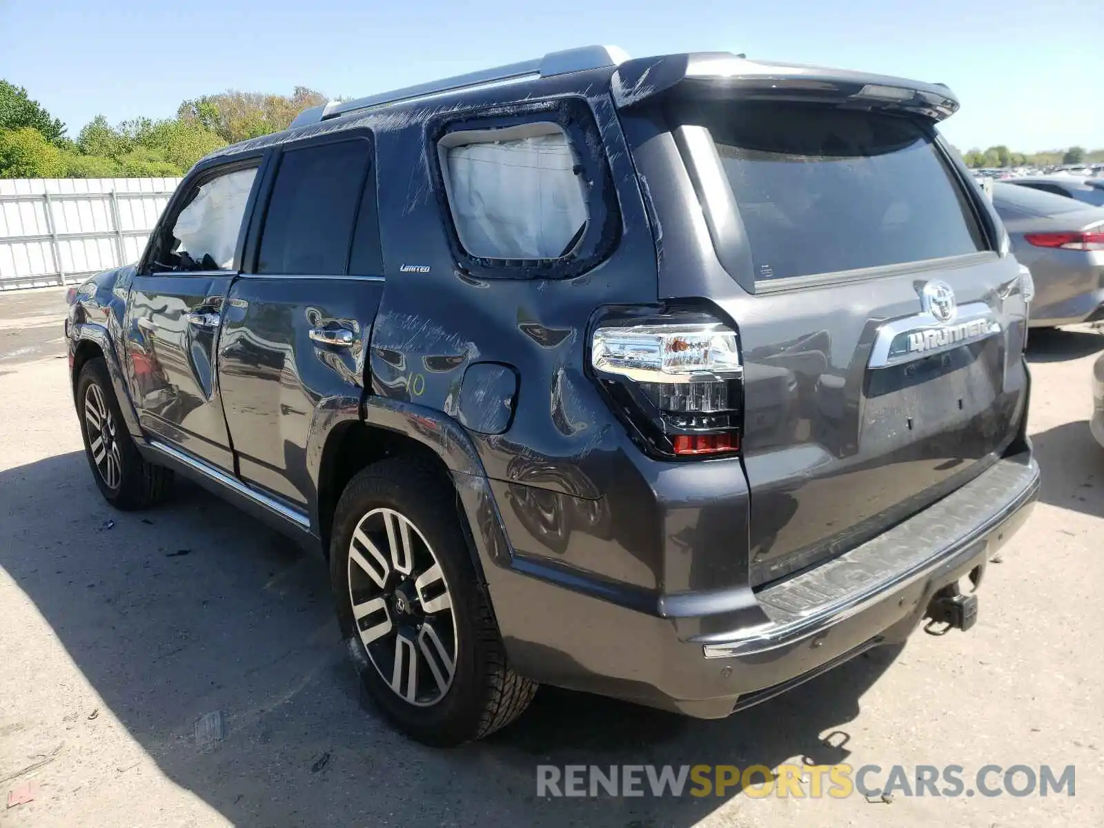 3 Photograph of a damaged car JTEZU5JR5L5220467 TOYOTA 4RUNNER 2020