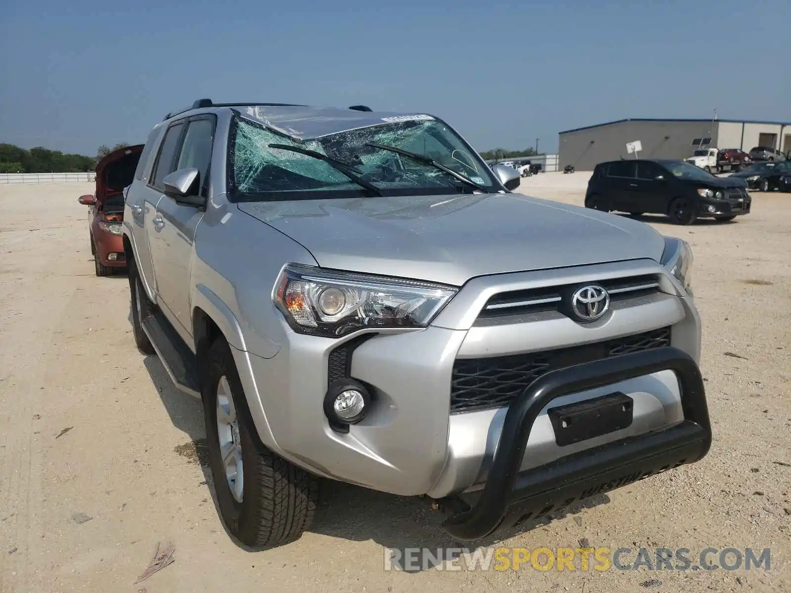 1 Photograph of a damaged car JTEZU5JR5L5221134 TOYOTA 4RUNNER 2020