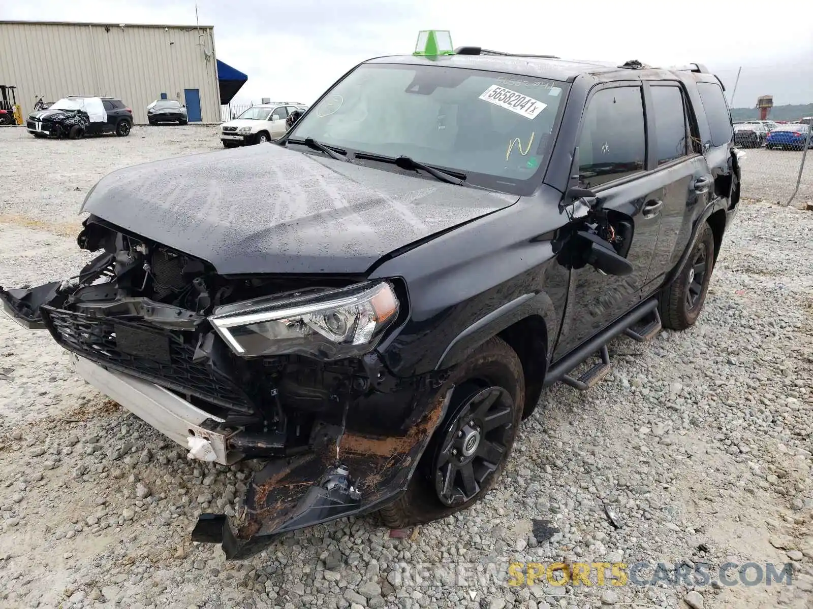 2 Photograph of a damaged car JTEZU5JR5L5223501 TOYOTA 4RUNNER 2020