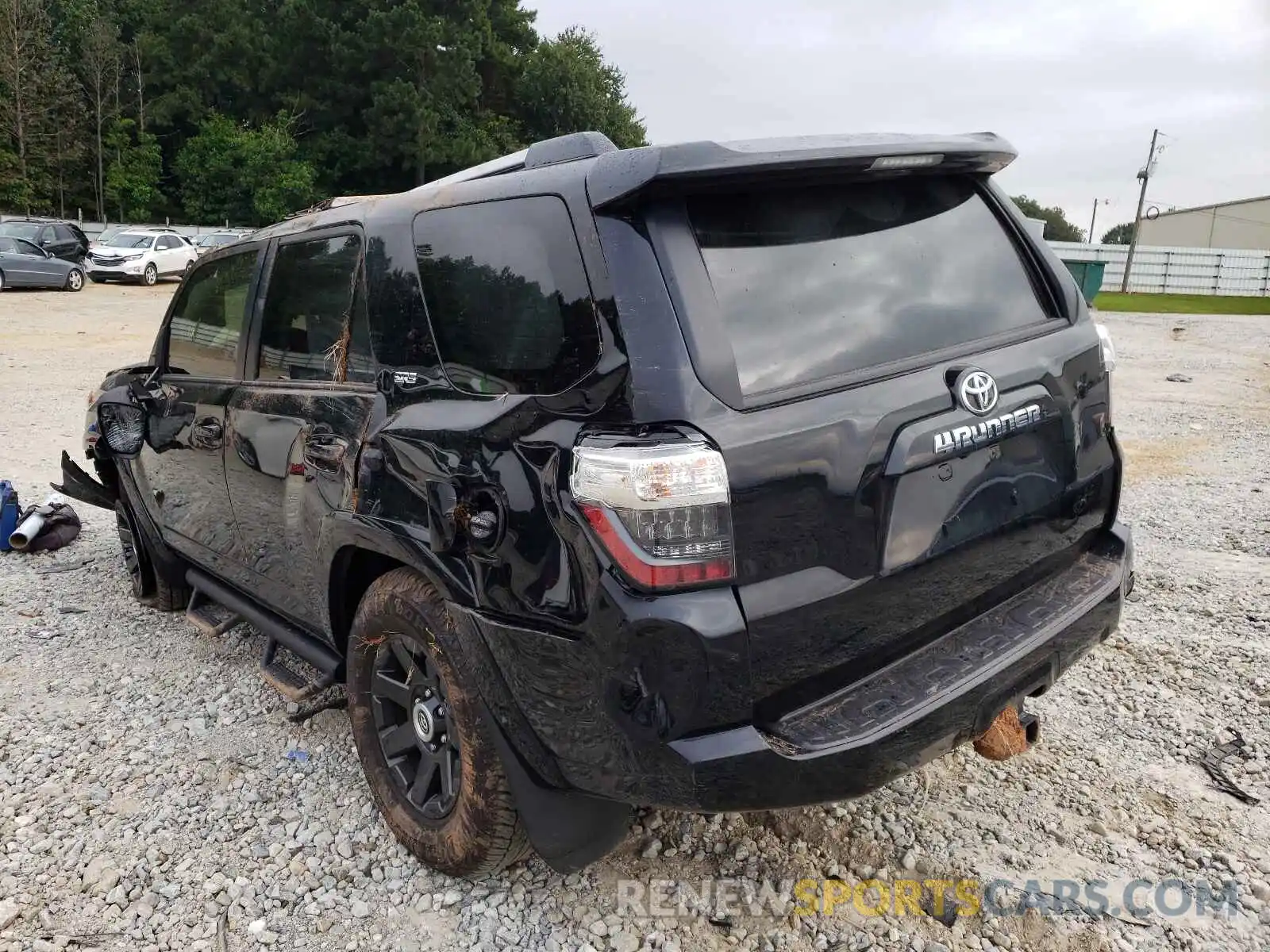 3 Photograph of a damaged car JTEZU5JR5L5223501 TOYOTA 4RUNNER 2020