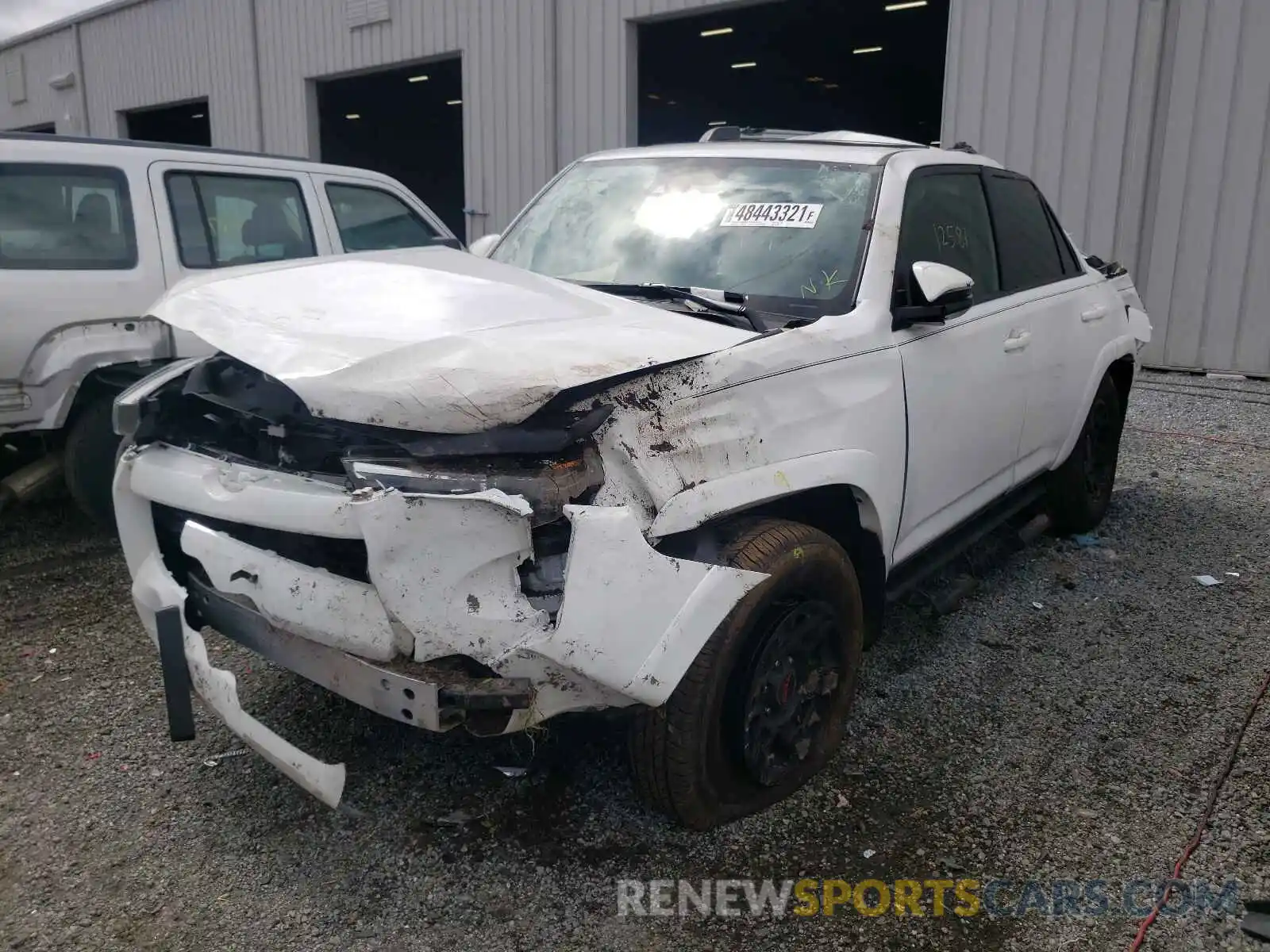 2 Photograph of a damaged car JTEZU5JR6L5217738 TOYOTA 4RUNNER 2020