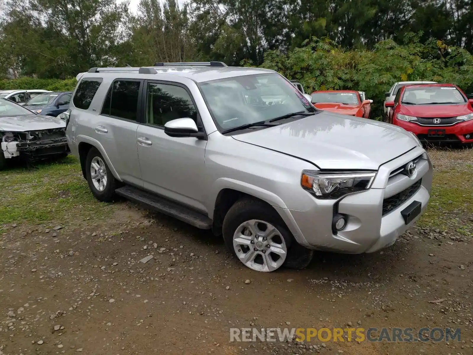 1 Photograph of a damaged car JTEZU5JR6L5217996 TOYOTA 4RUNNER 2020