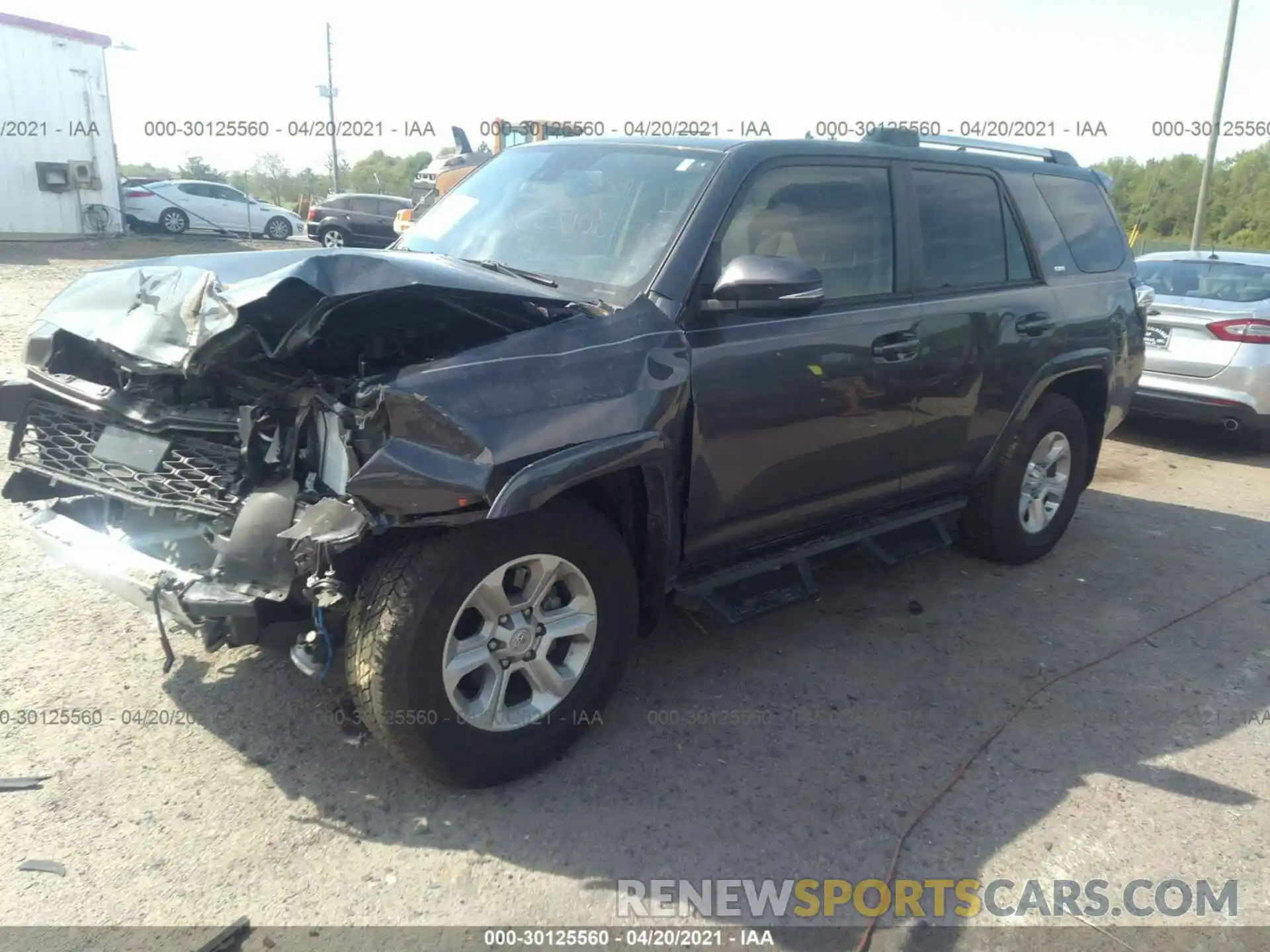 2 Photograph of a damaged car JTEZU5JR6L5220817 TOYOTA 4RUNNER 2020