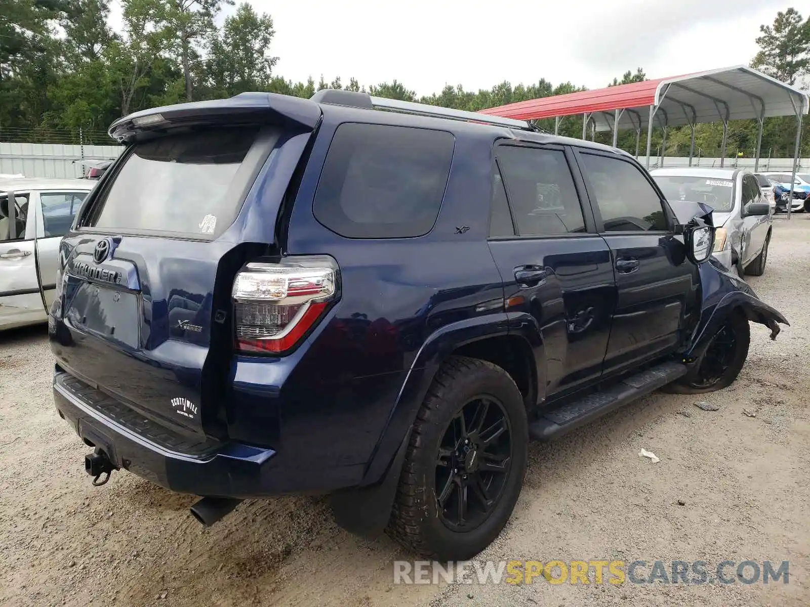 4 Photograph of a damaged car JTEZU5JR6L5225273 TOYOTA 4RUNNER 2020