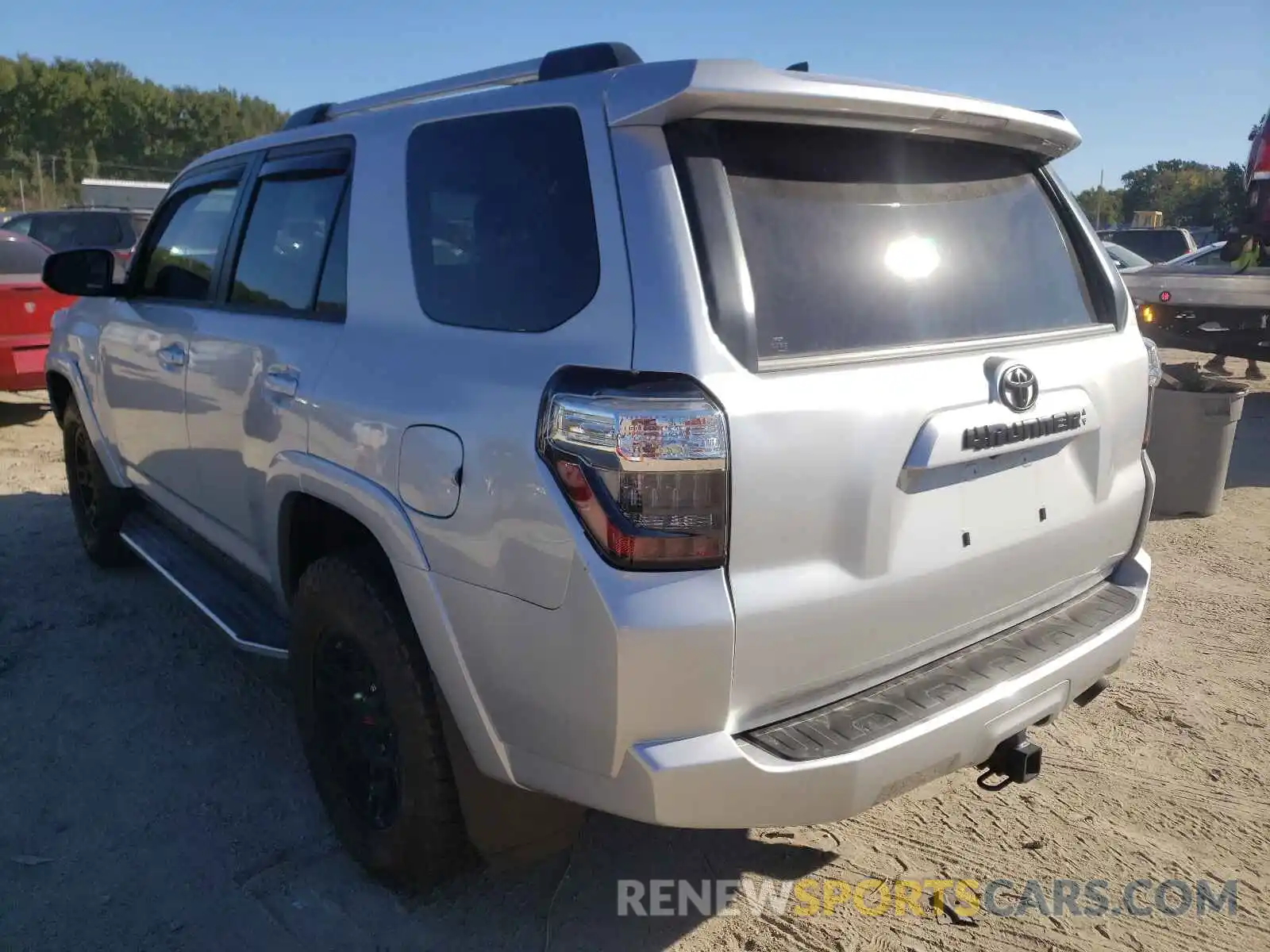 3 Photograph of a damaged car JTEZU5JR7L5214170 TOYOTA 4RUNNER 2020