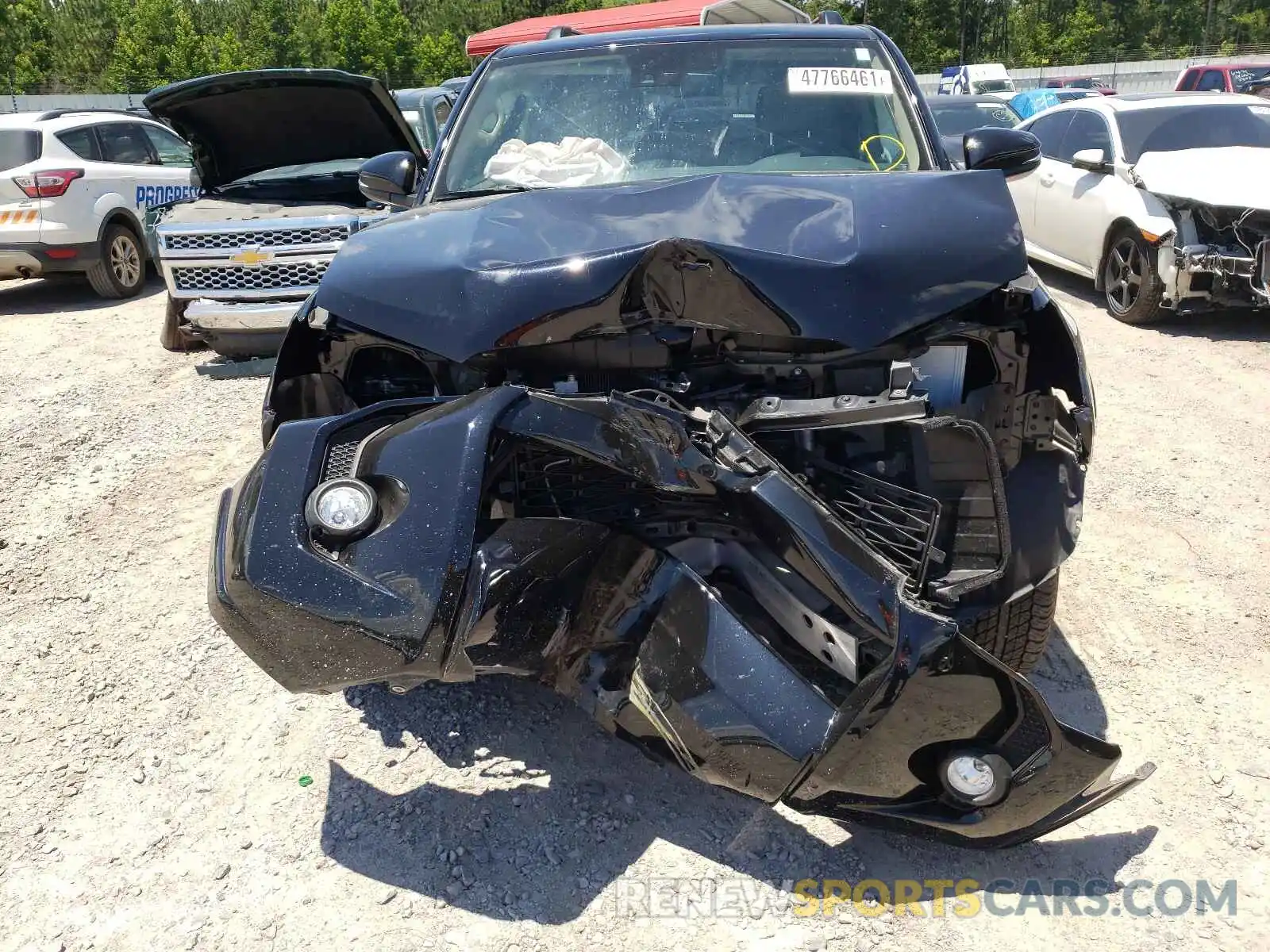 9 Photograph of a damaged car JTEZU5JR7L5224455 TOYOTA 4RUNNER 2020