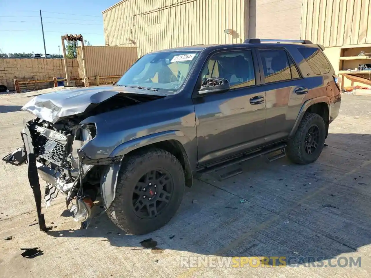 1 Фотография поврежденного автомобиля JTEZU5JR7L5227615 TOYOTA 4RUNNER 2020