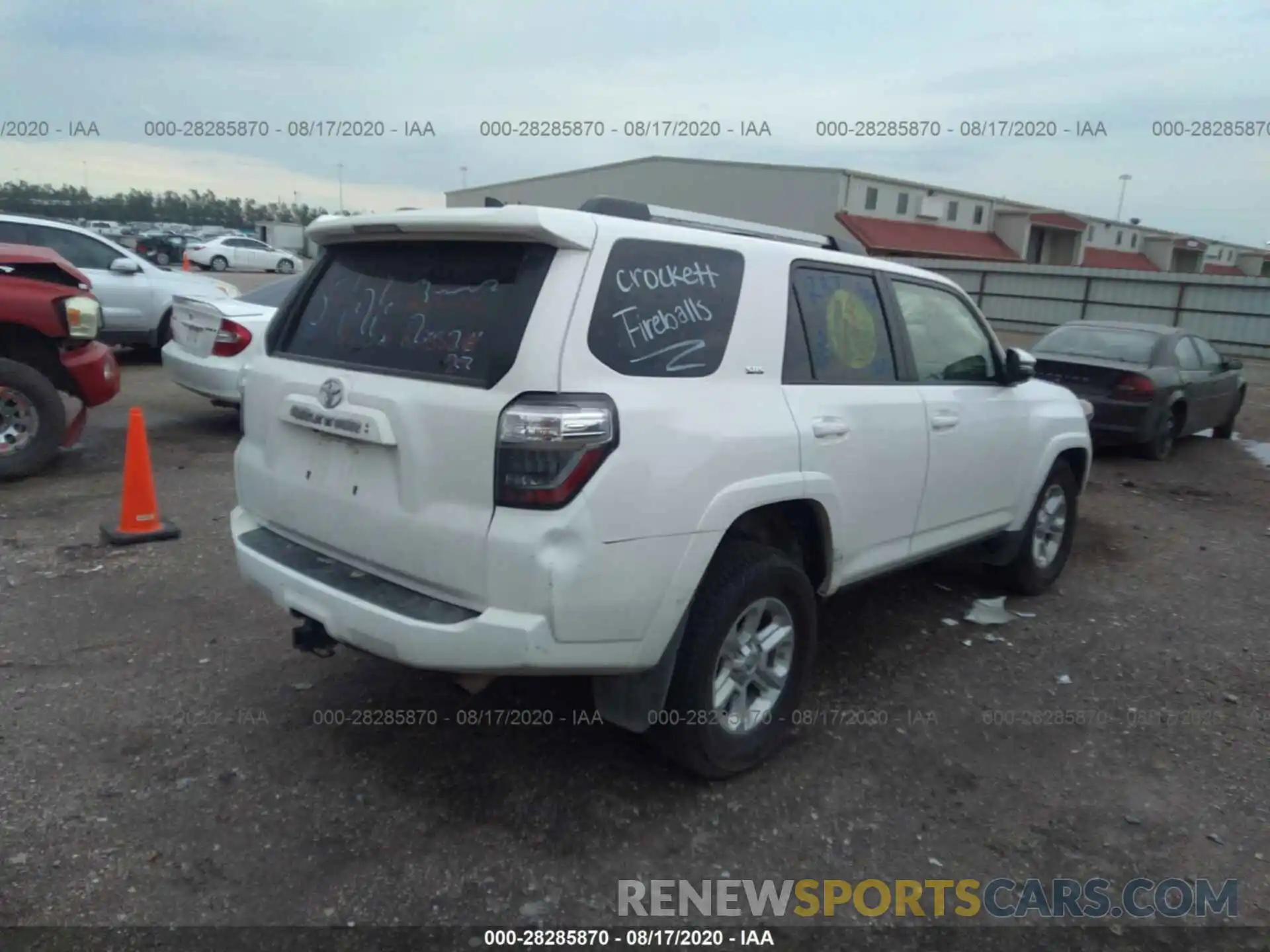 4 Фотография поврежденного автомобиля JTEZU5JR8L5213979 TOYOTA 4RUNNER 2020