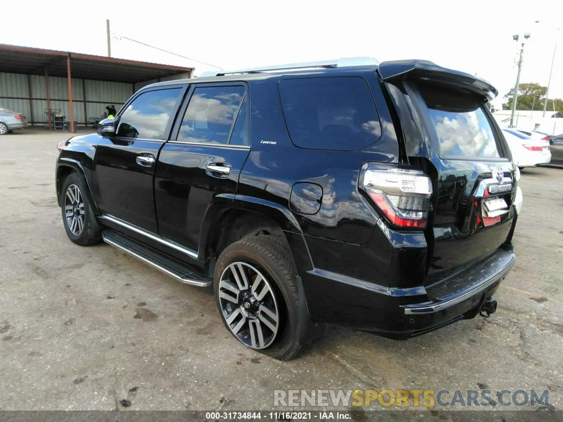 3 Фотография поврежденного автомобиля JTEZU5JR8L5215845 TOYOTA 4RUNNER 2020