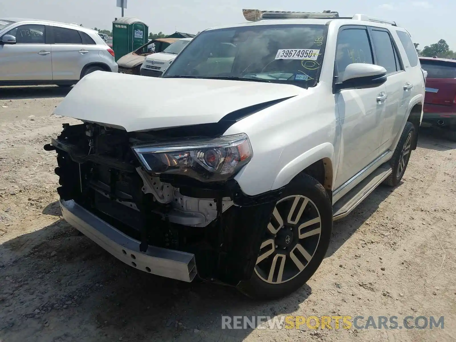 2 Photograph of a damaged car JTEZU5JR8L5216364 TOYOTA 4RUNNER 2020