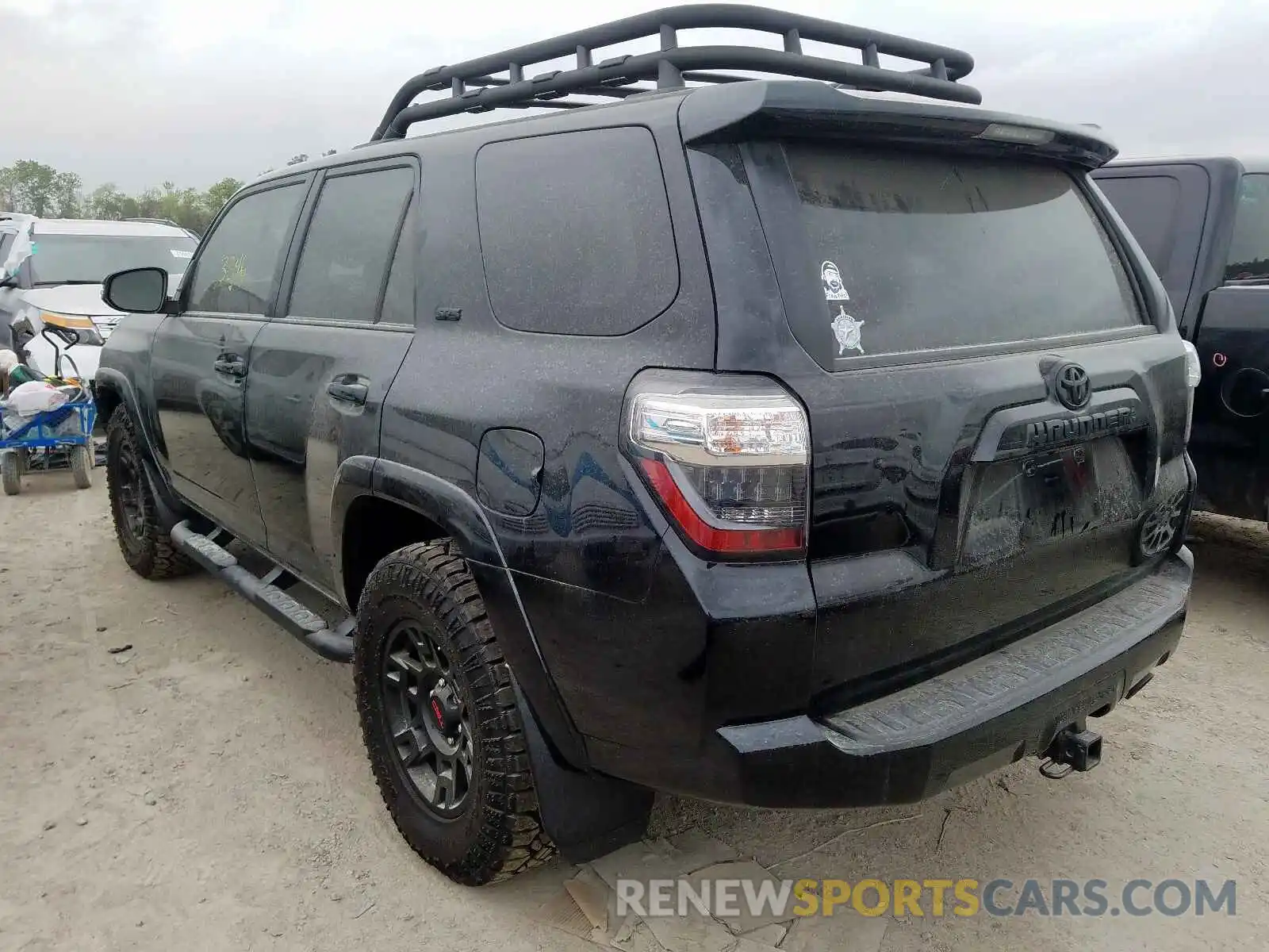 3 Photograph of a damaged car JTEZU5JR8L5216400 TOYOTA 4RUNNER 2020