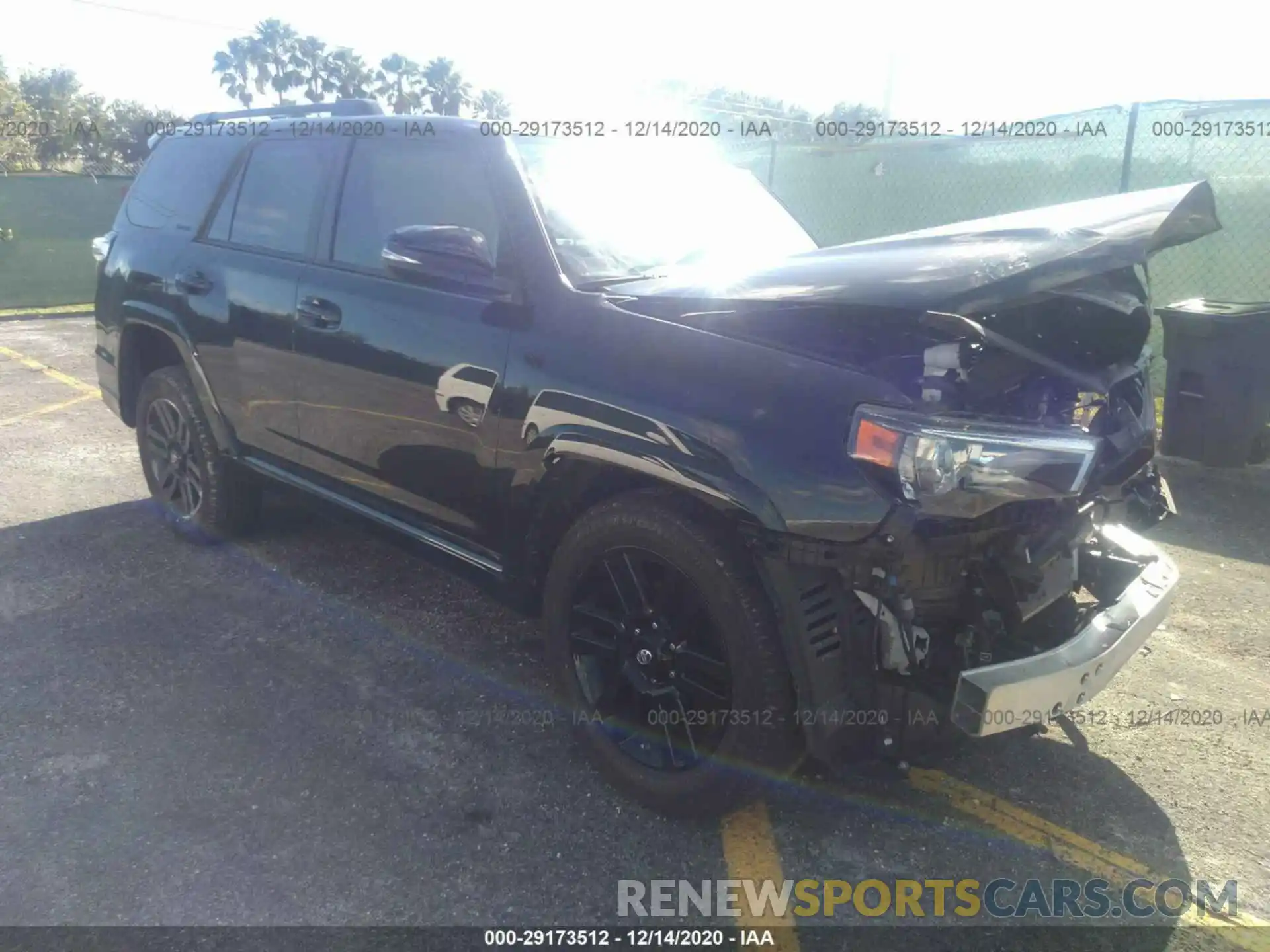 1 Photograph of a damaged car JTEZU5JR8L5217322 TOYOTA 4RUNNER 2020