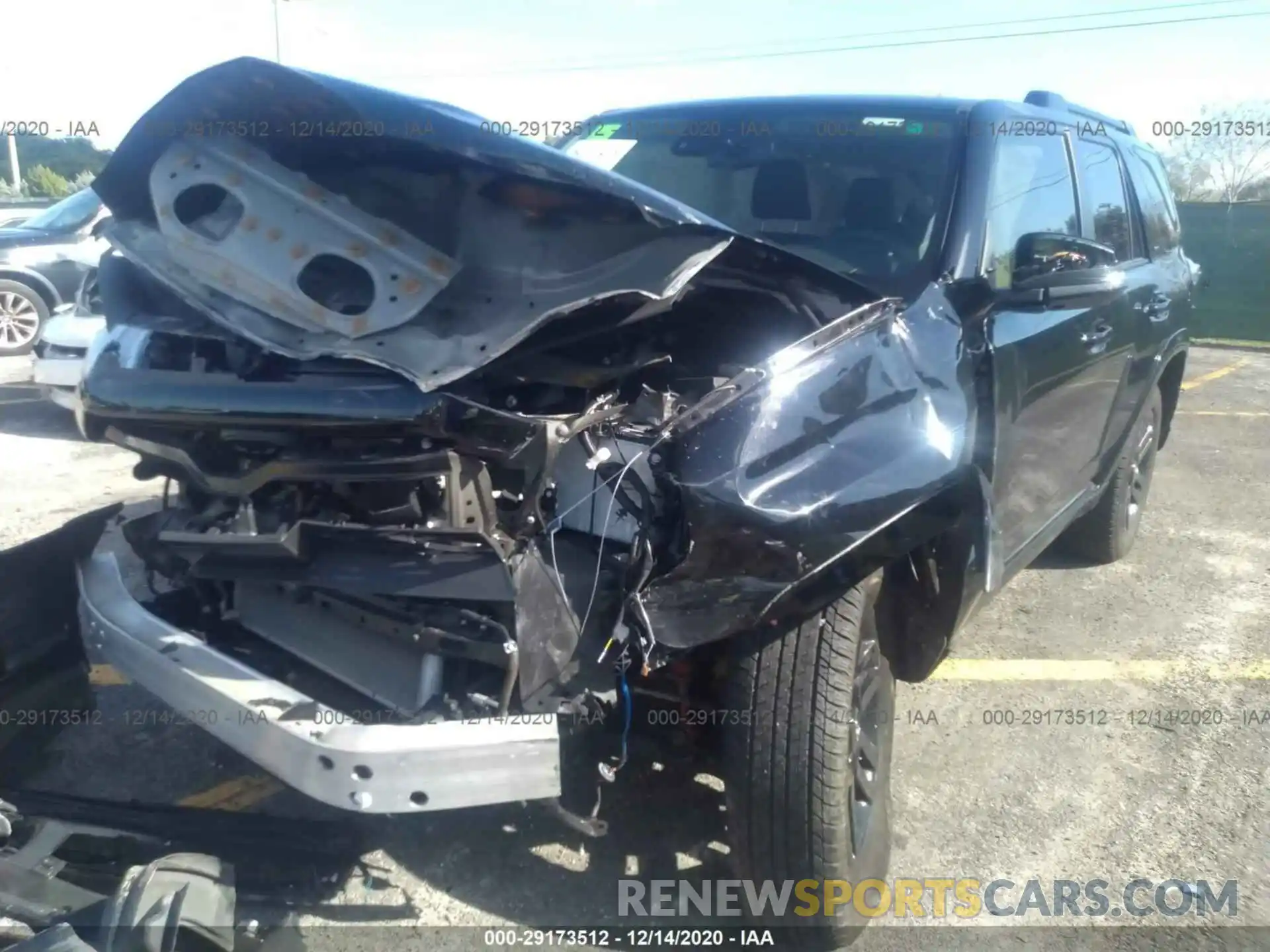 6 Photograph of a damaged car JTEZU5JR8L5217322 TOYOTA 4RUNNER 2020